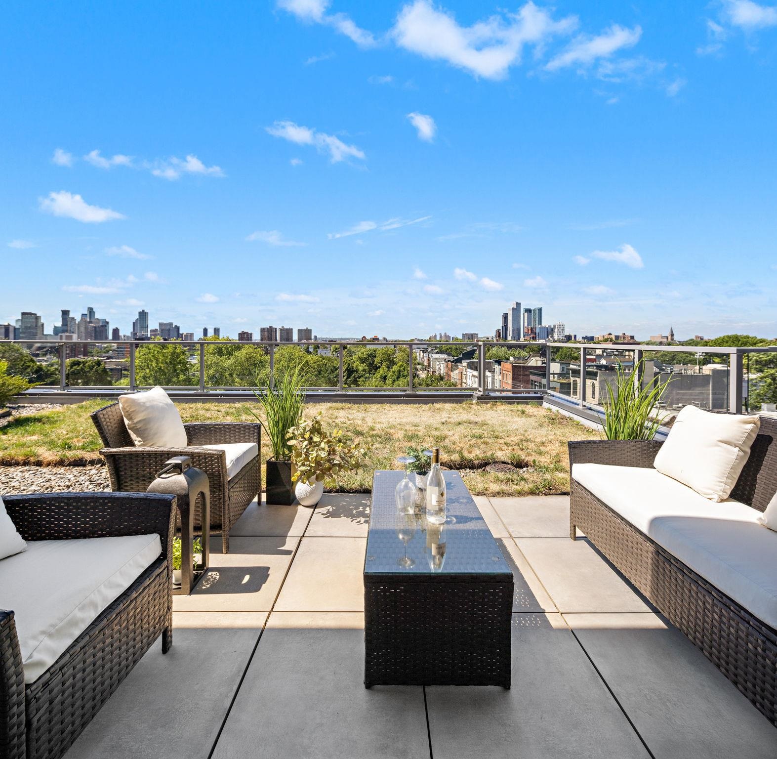 502 PALISADE AVE - Photo 5