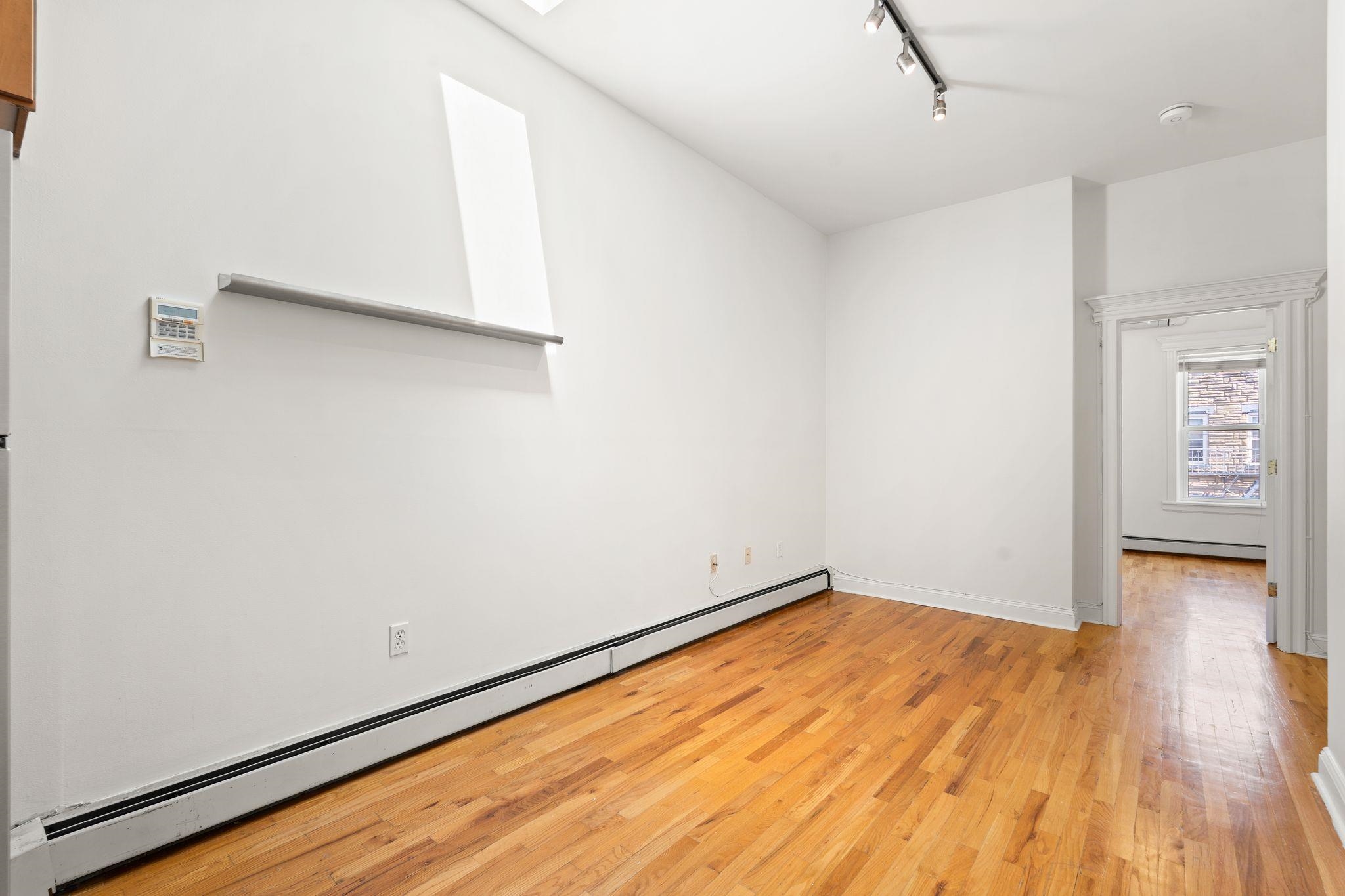 349 7TH ST - Photo 5