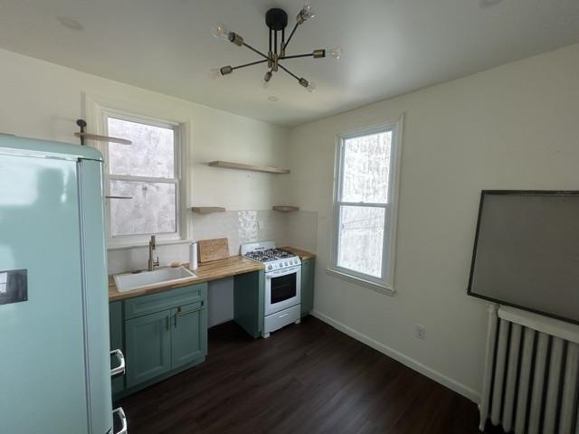 522 42ND ST - Photo 3