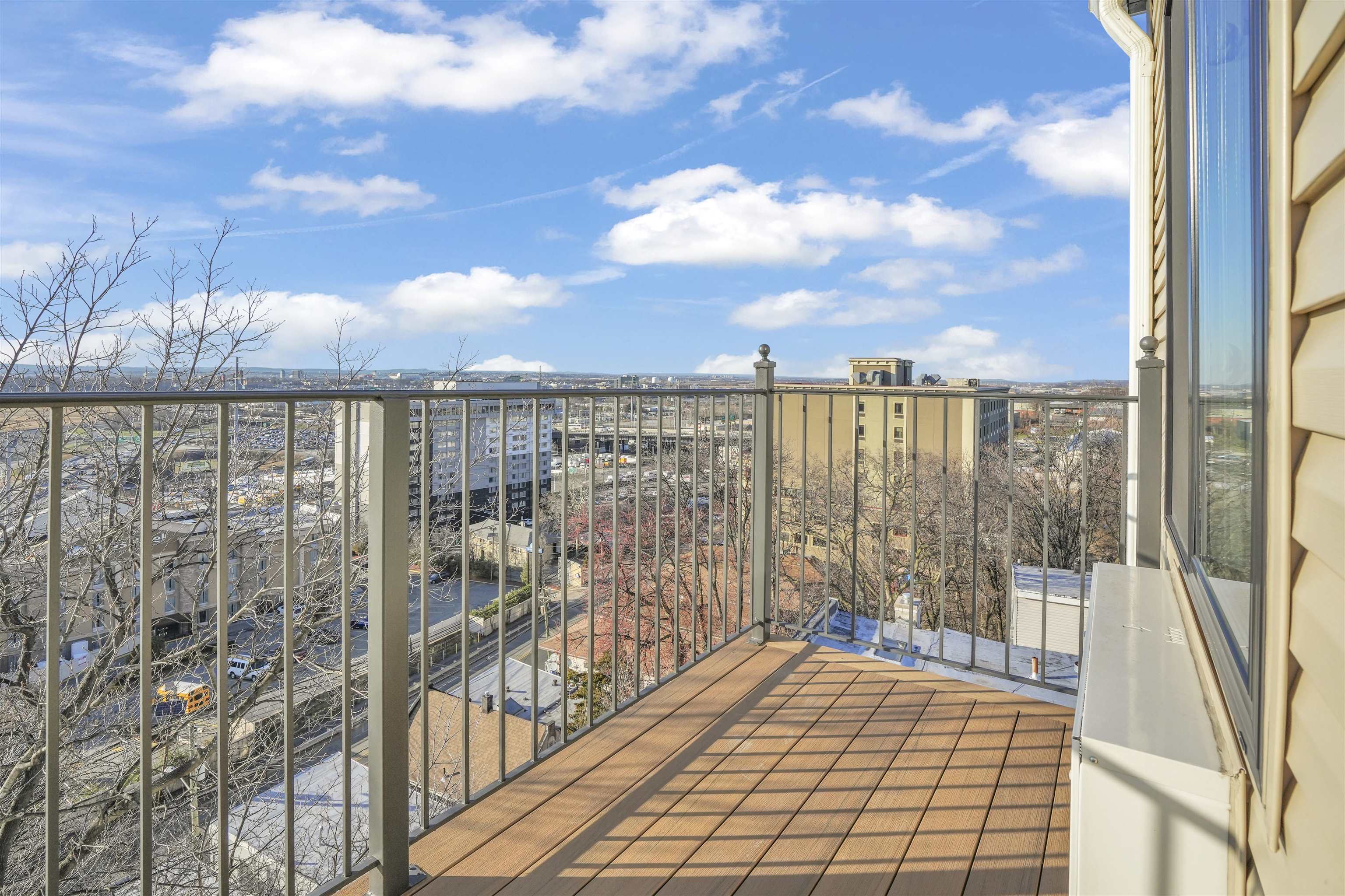 2601 JANE ST - Photo 3