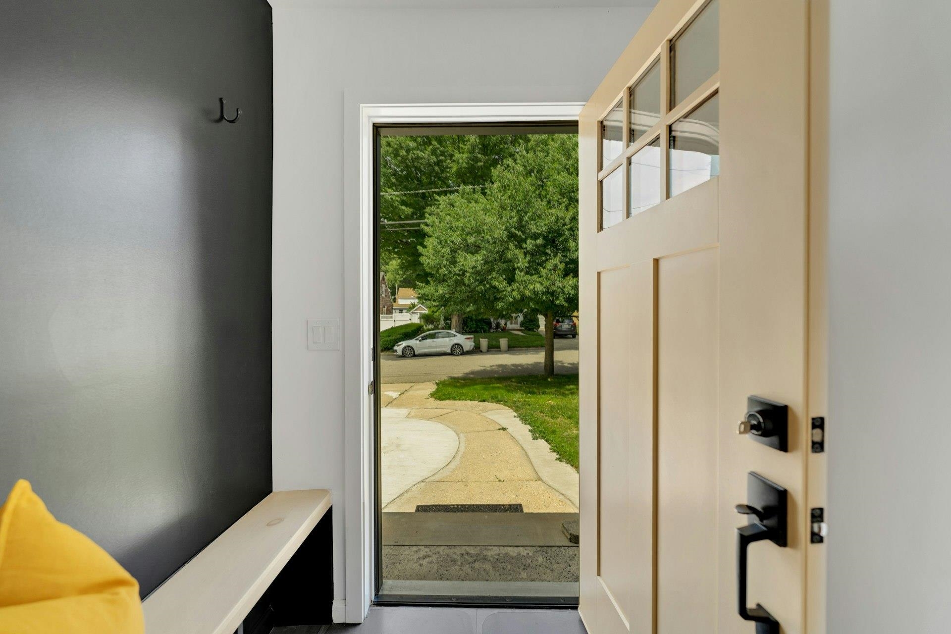 12 LEROME PL - Photo 4