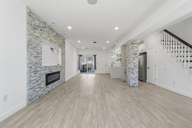 1525 38TH ST - Photo 3