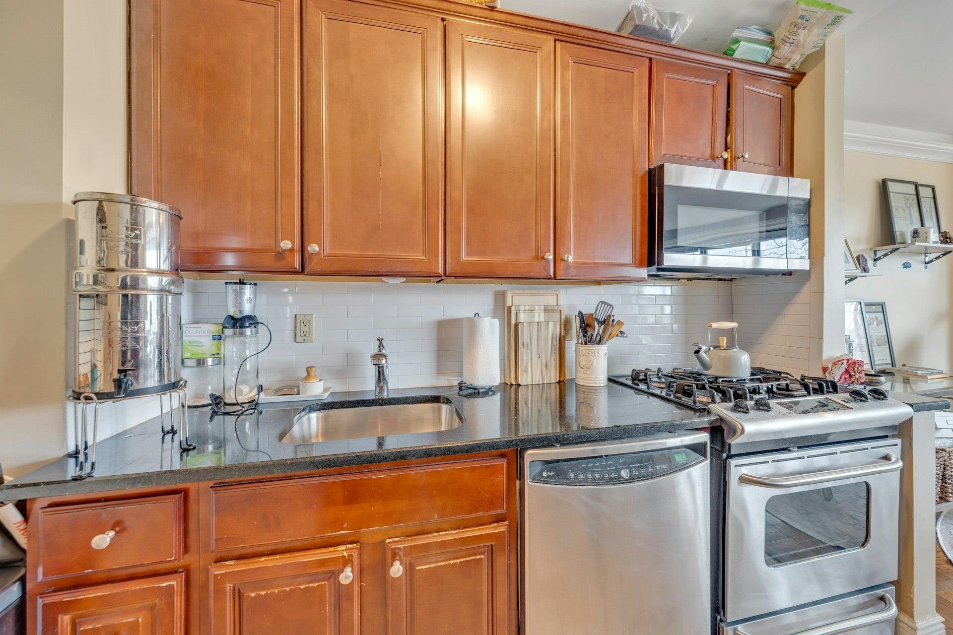 500 CENTRAL AVE #314