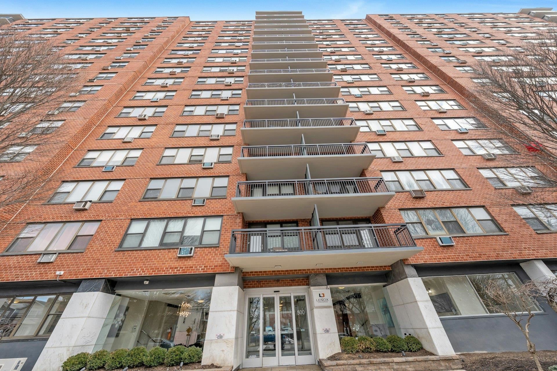 500 CENTRAL AVE #314
