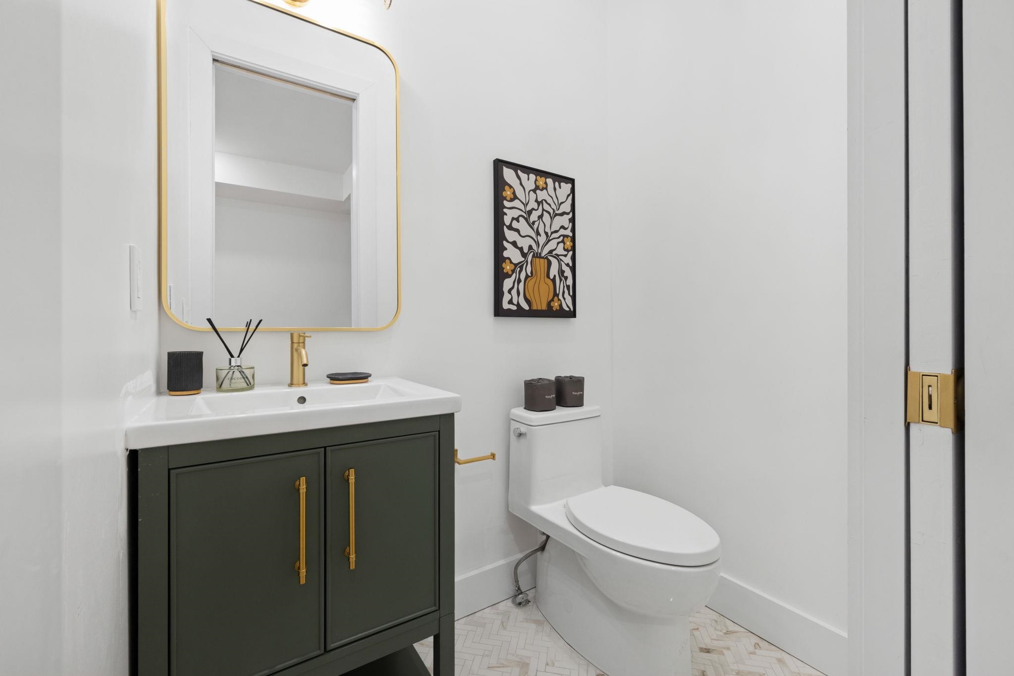 100 WEBSTER AVE #2