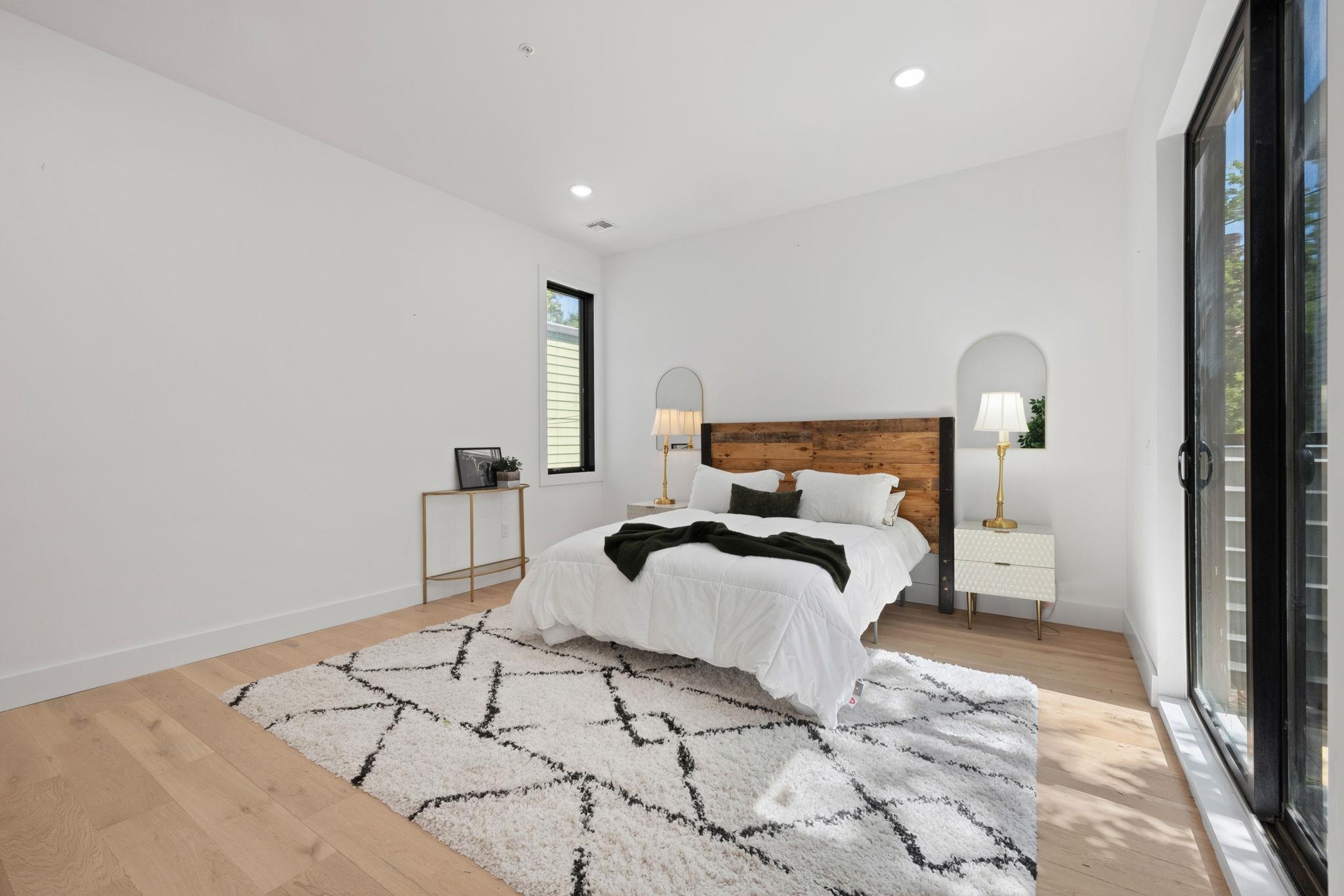 100 WEBSTER AVE #2
