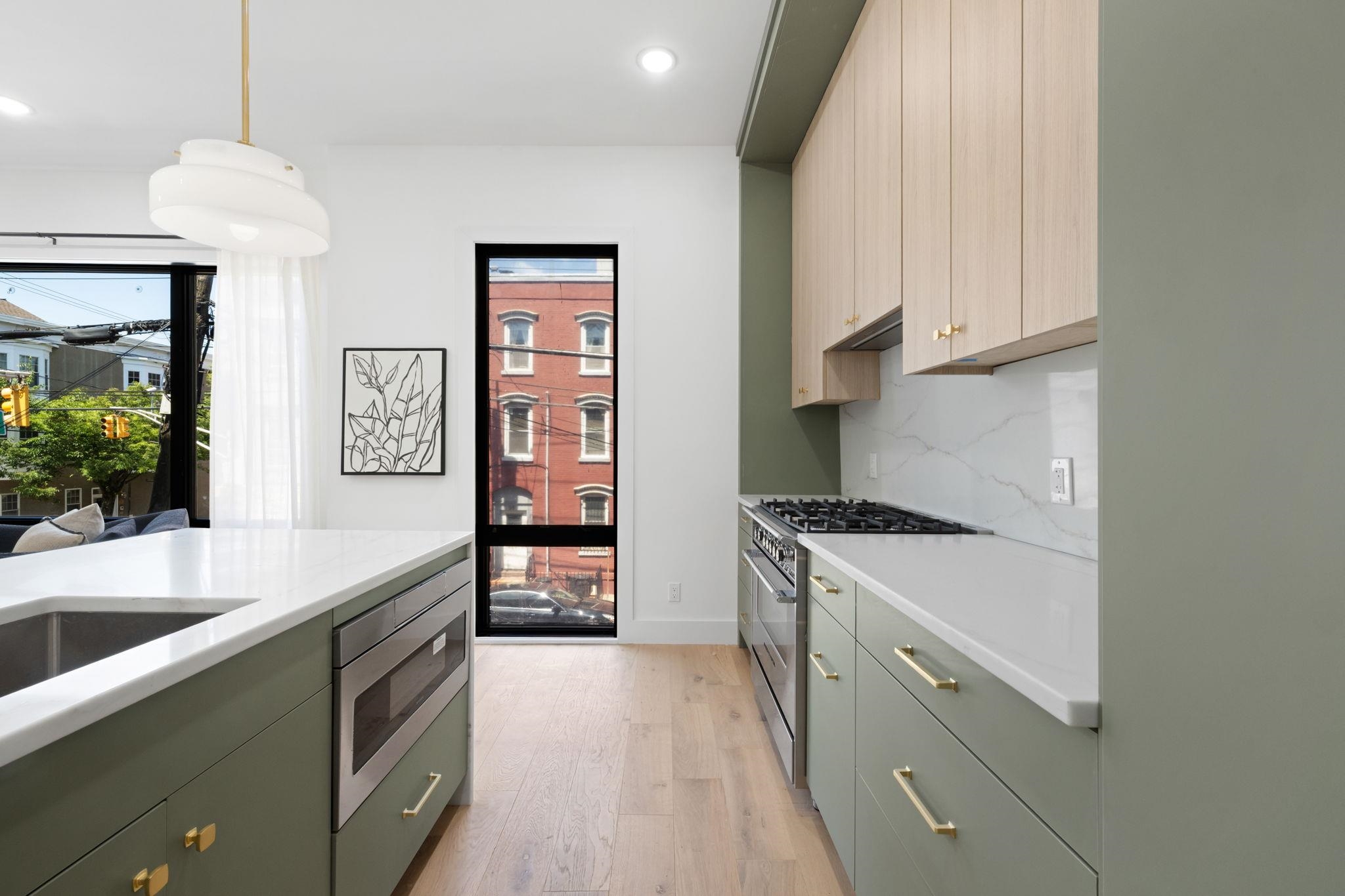 100 WEBSTER AVE - Photo 5