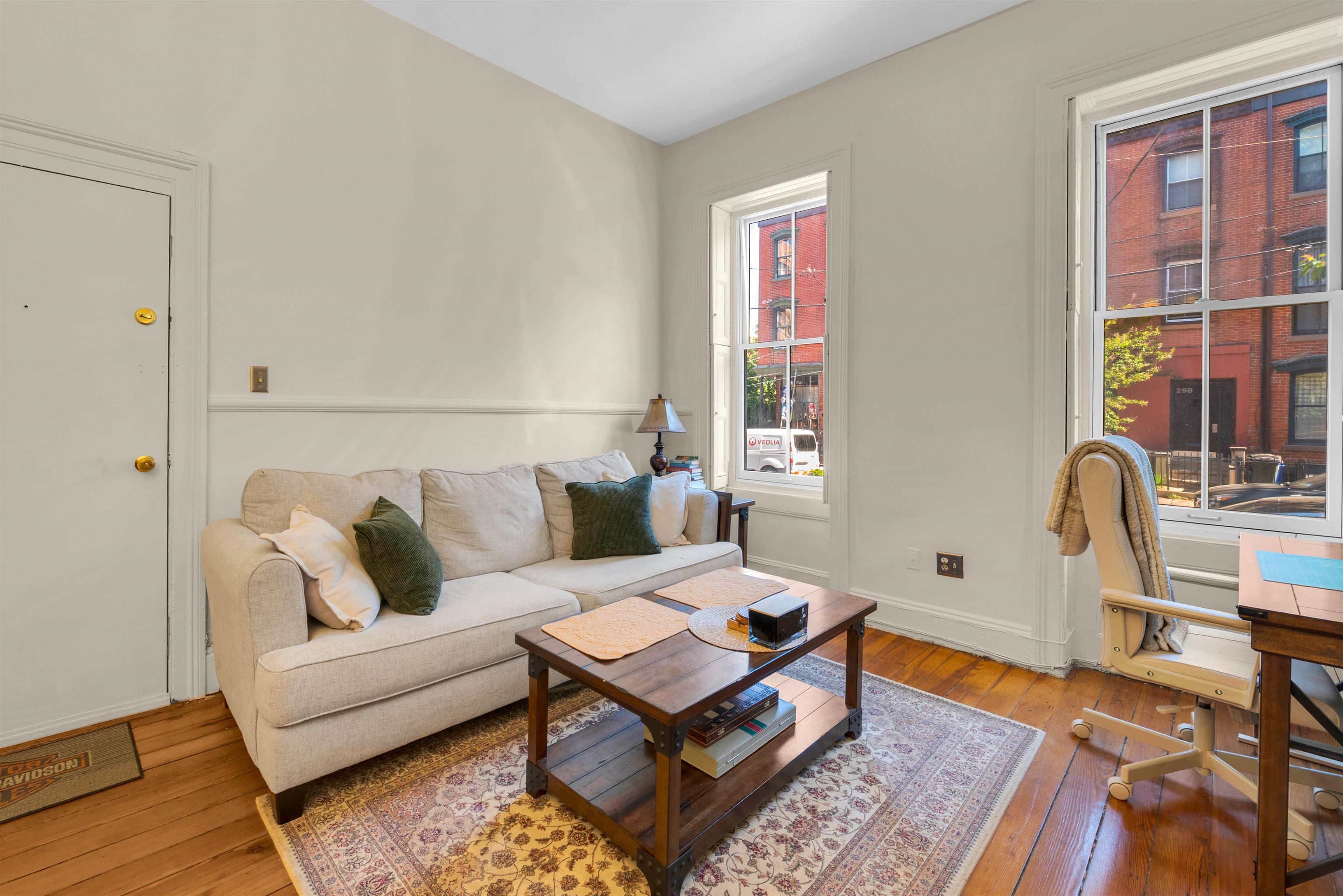 299 8TH ST - Photo 4