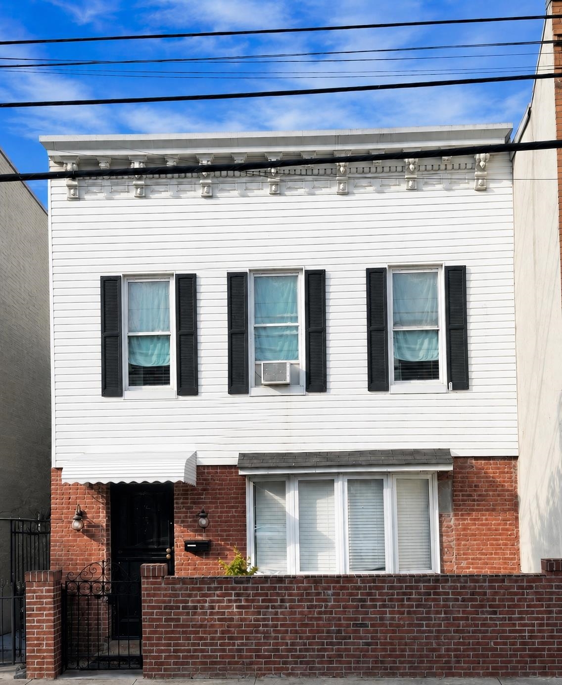 328 70TH ST - Photo 1