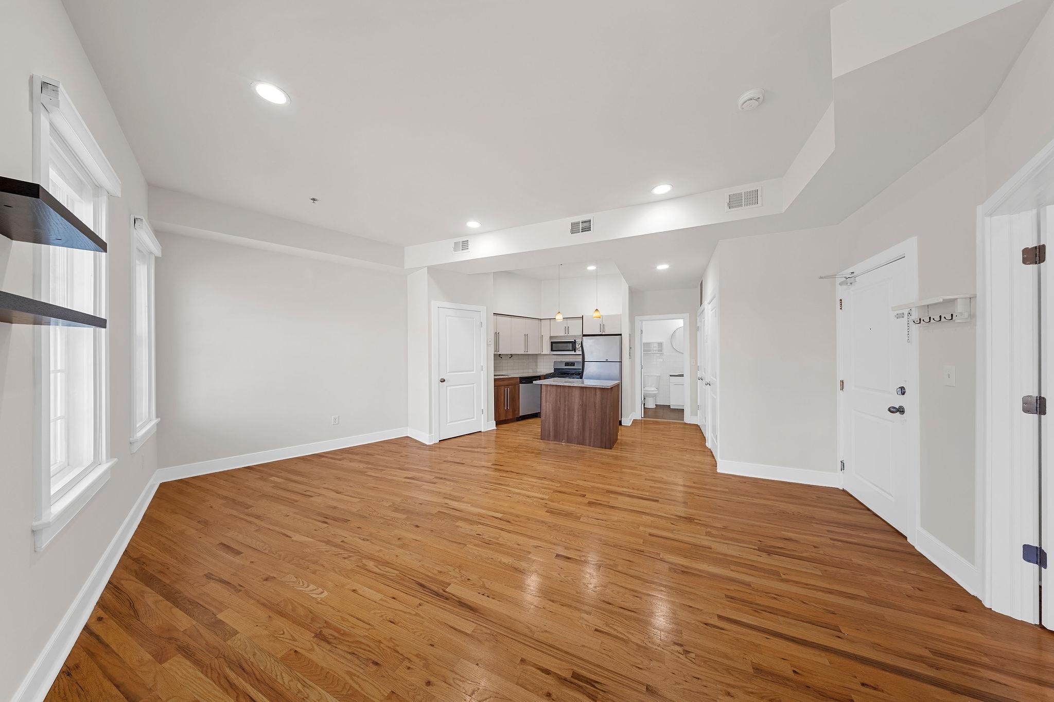 473 NEWARK AVE - Photo 5