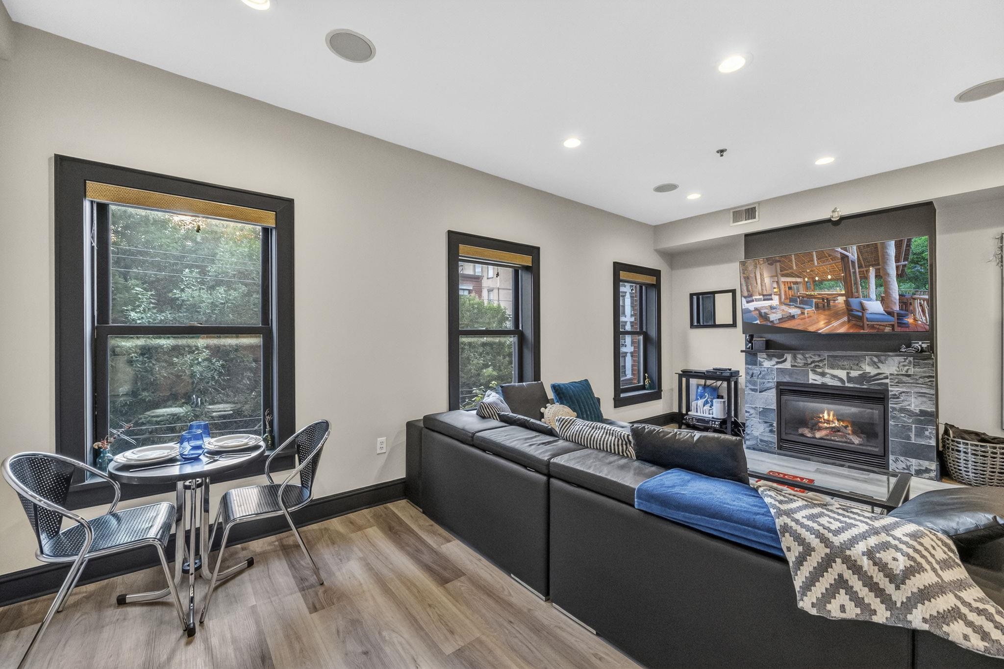 223 PARK AVE - Photo 5