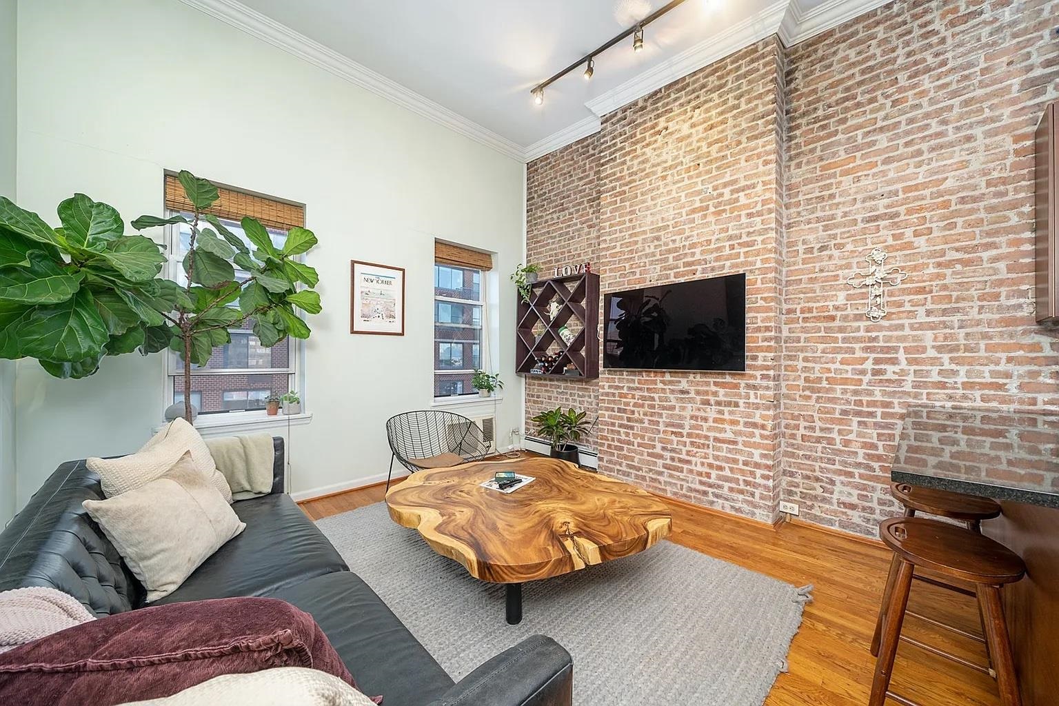 68 PARK AVE - Photo 1