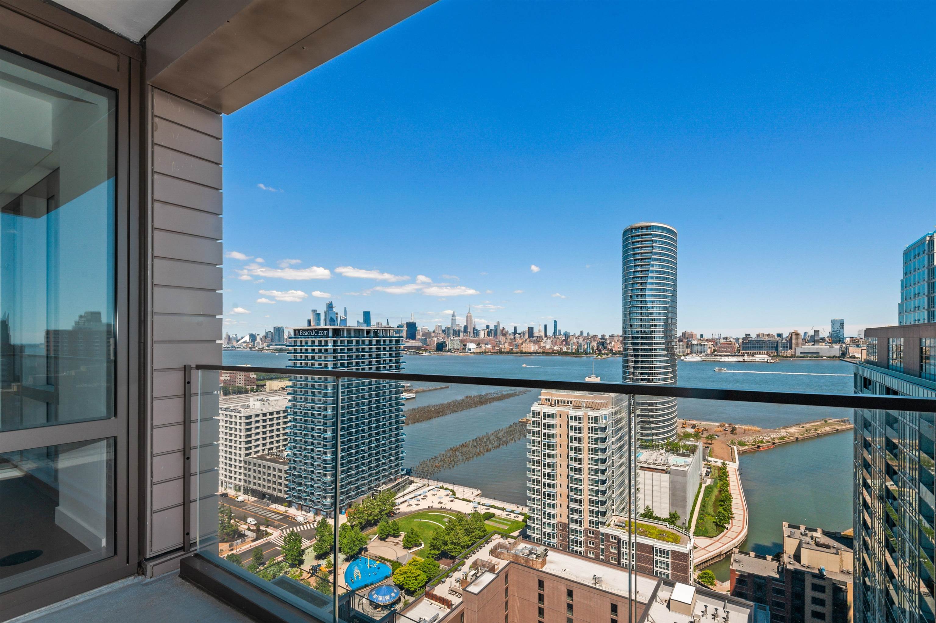 75 PARK LANE SOUTH - Photo 4