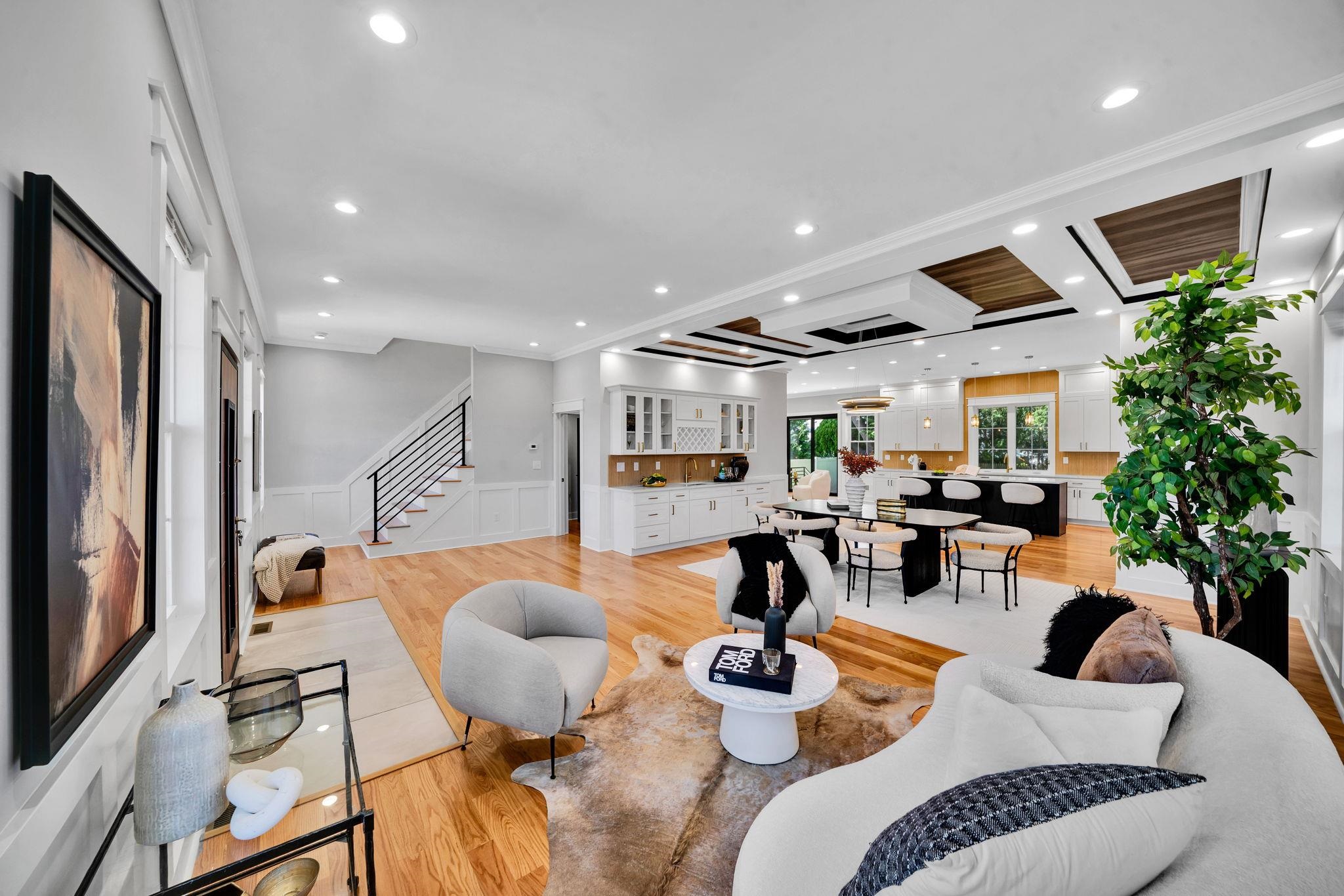 22 N 14TH ST
