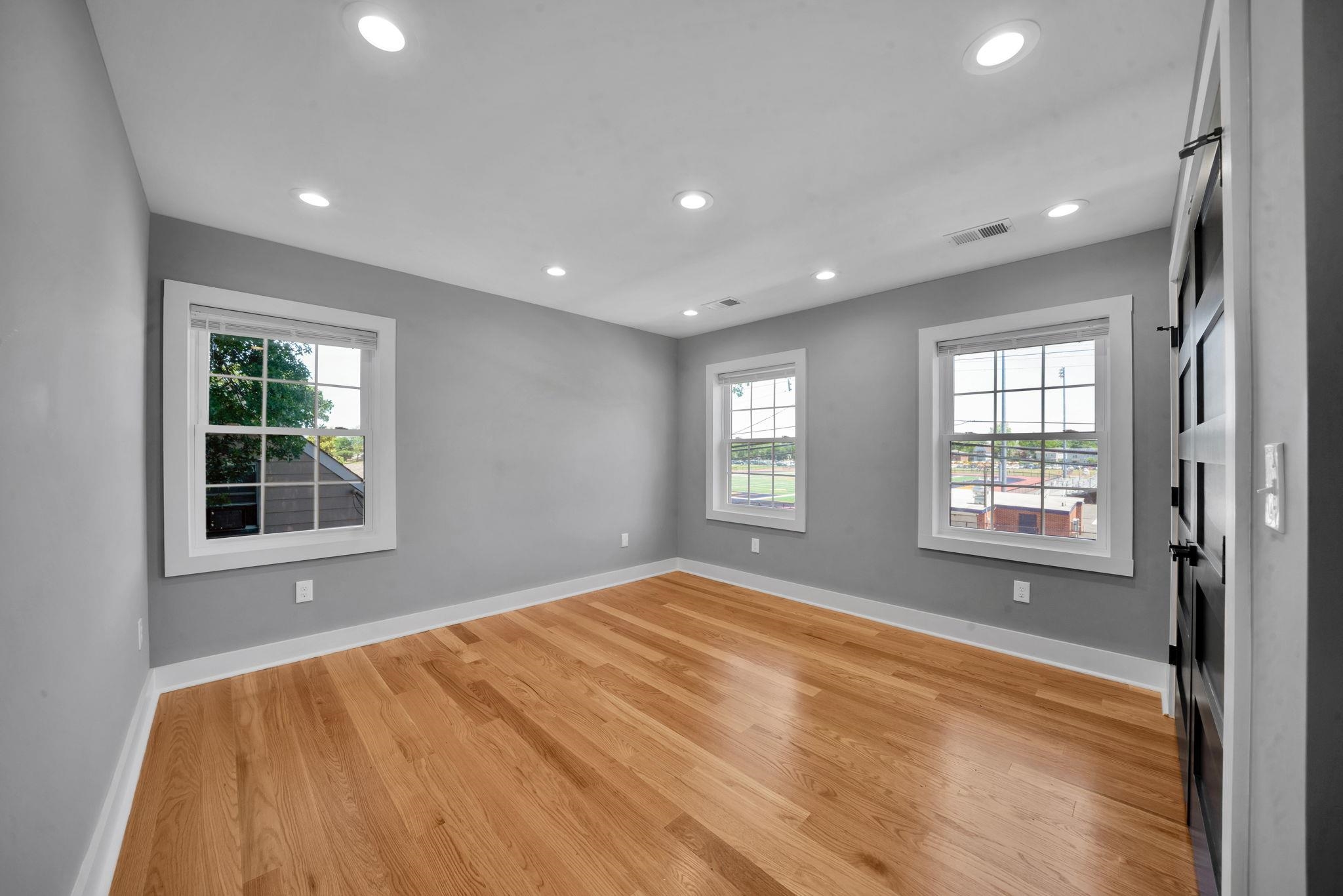 22 N 14TH ST