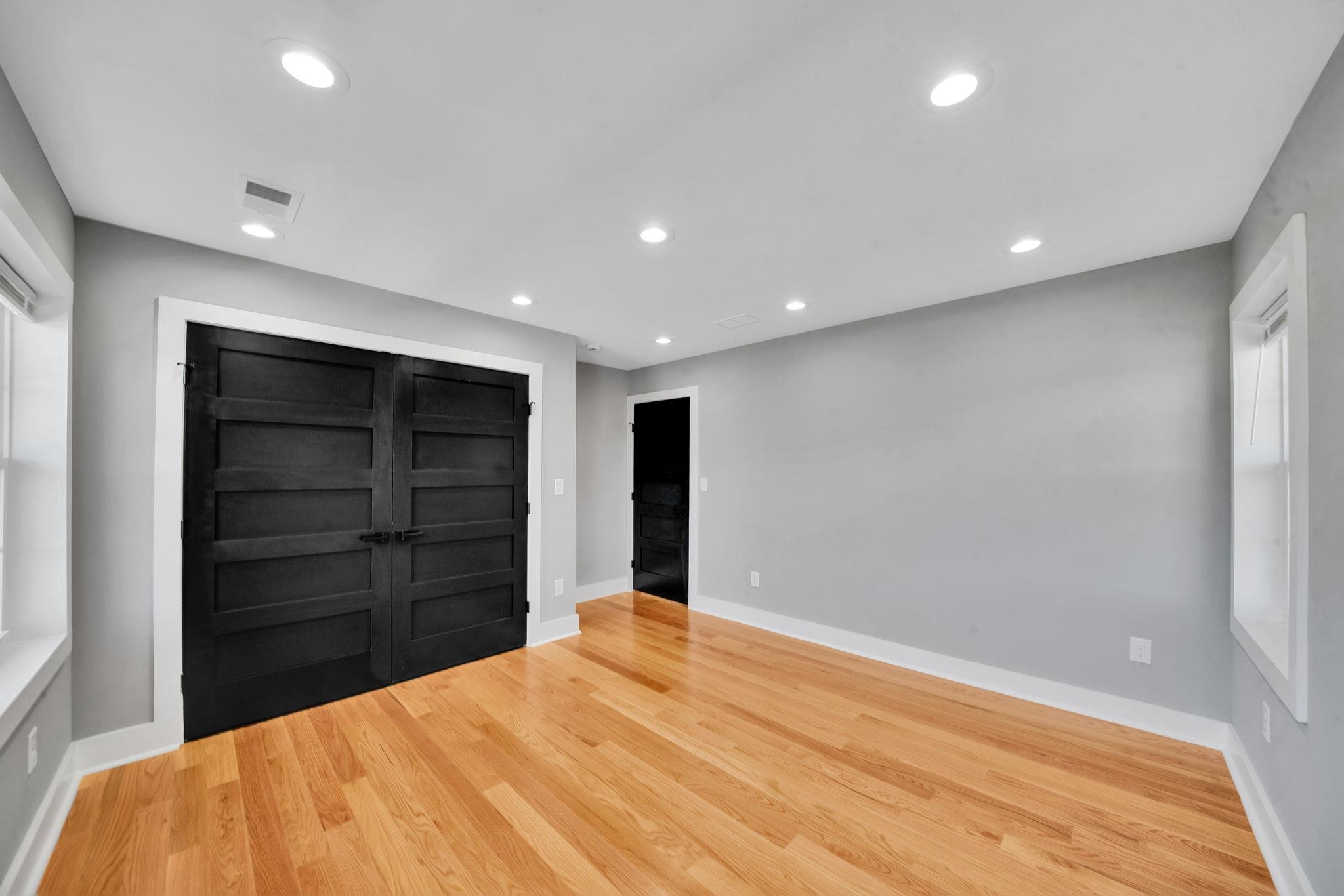 22 N 14TH ST