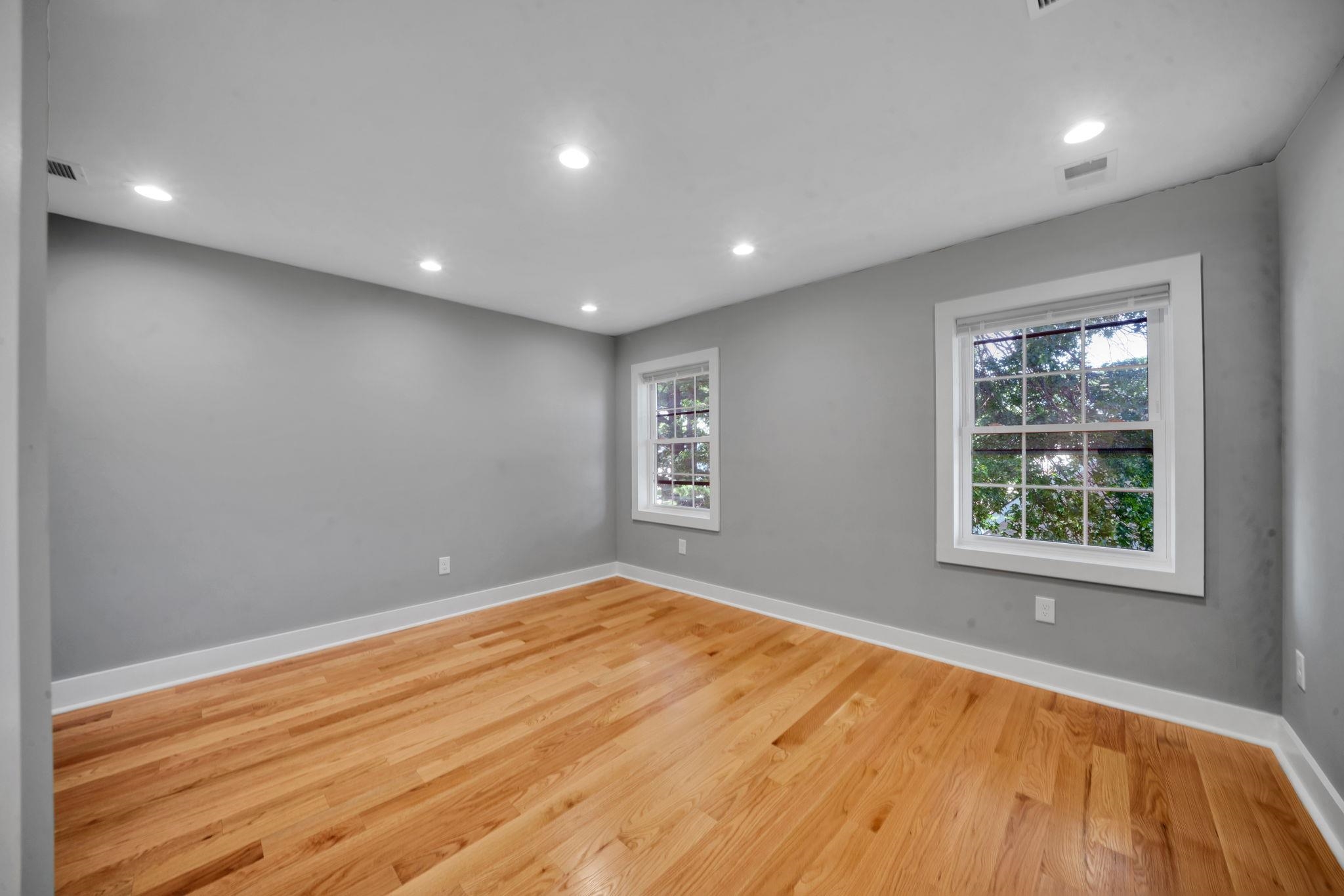 22 N 14TH ST