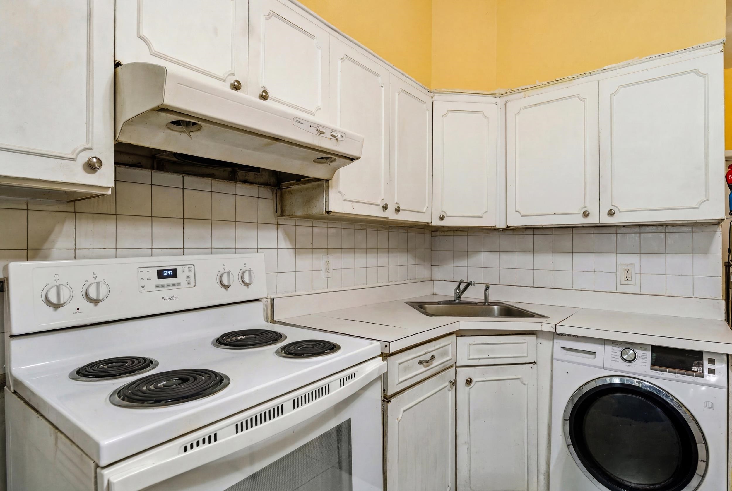424 56TH ST - Photo 4