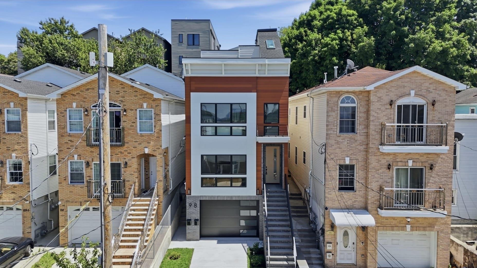 98 WESTERN AVE - Photo 5