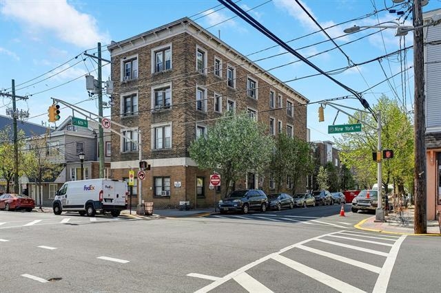 609 NEW YORK AVE - Photo 4