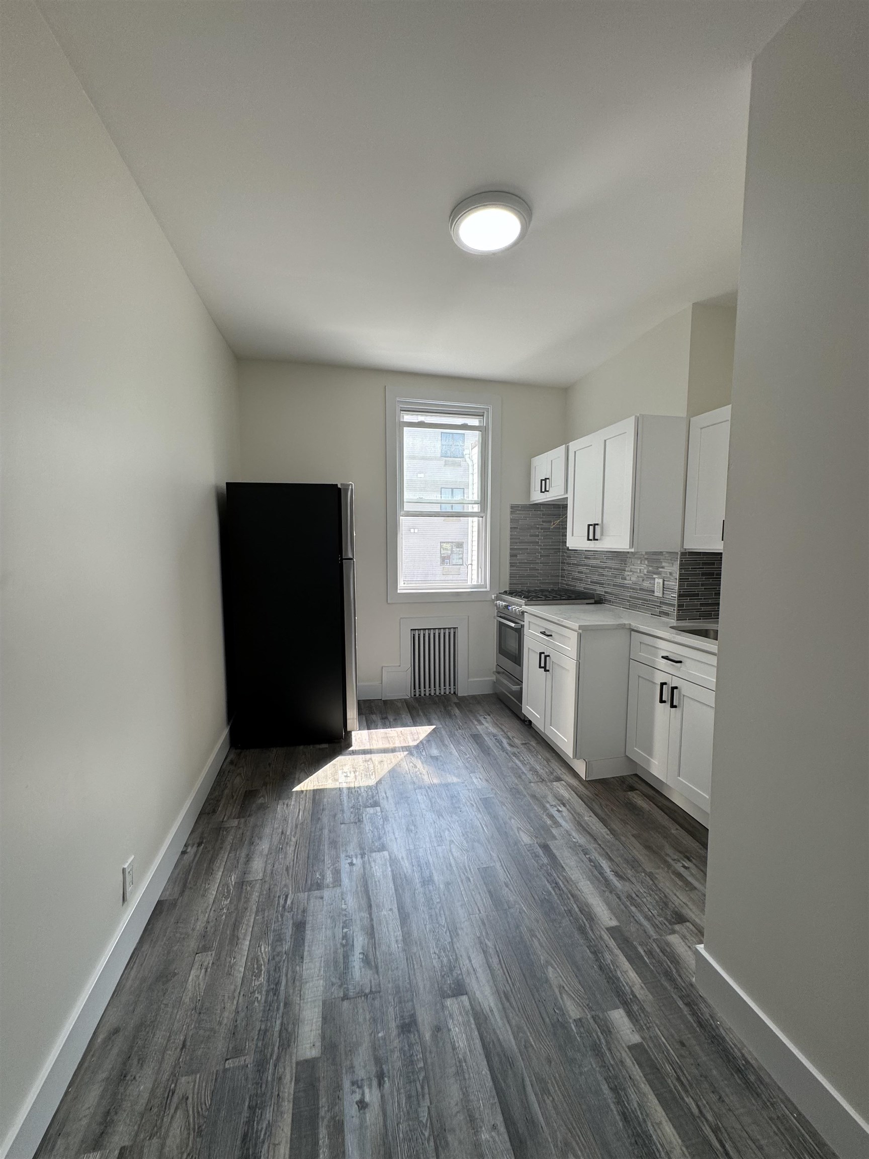 411 51ST ST - Photo 2