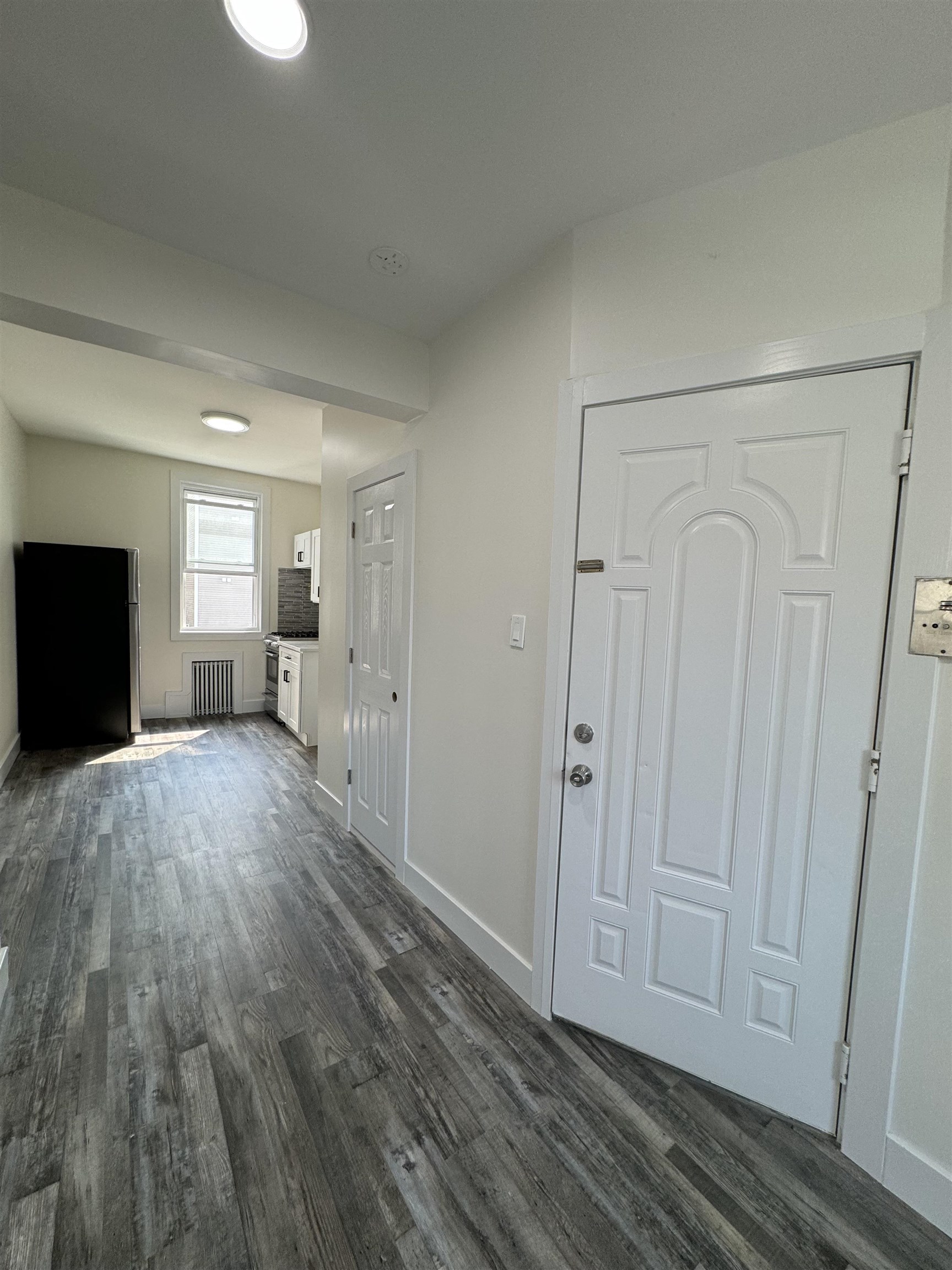411 51ST ST - Photo 3