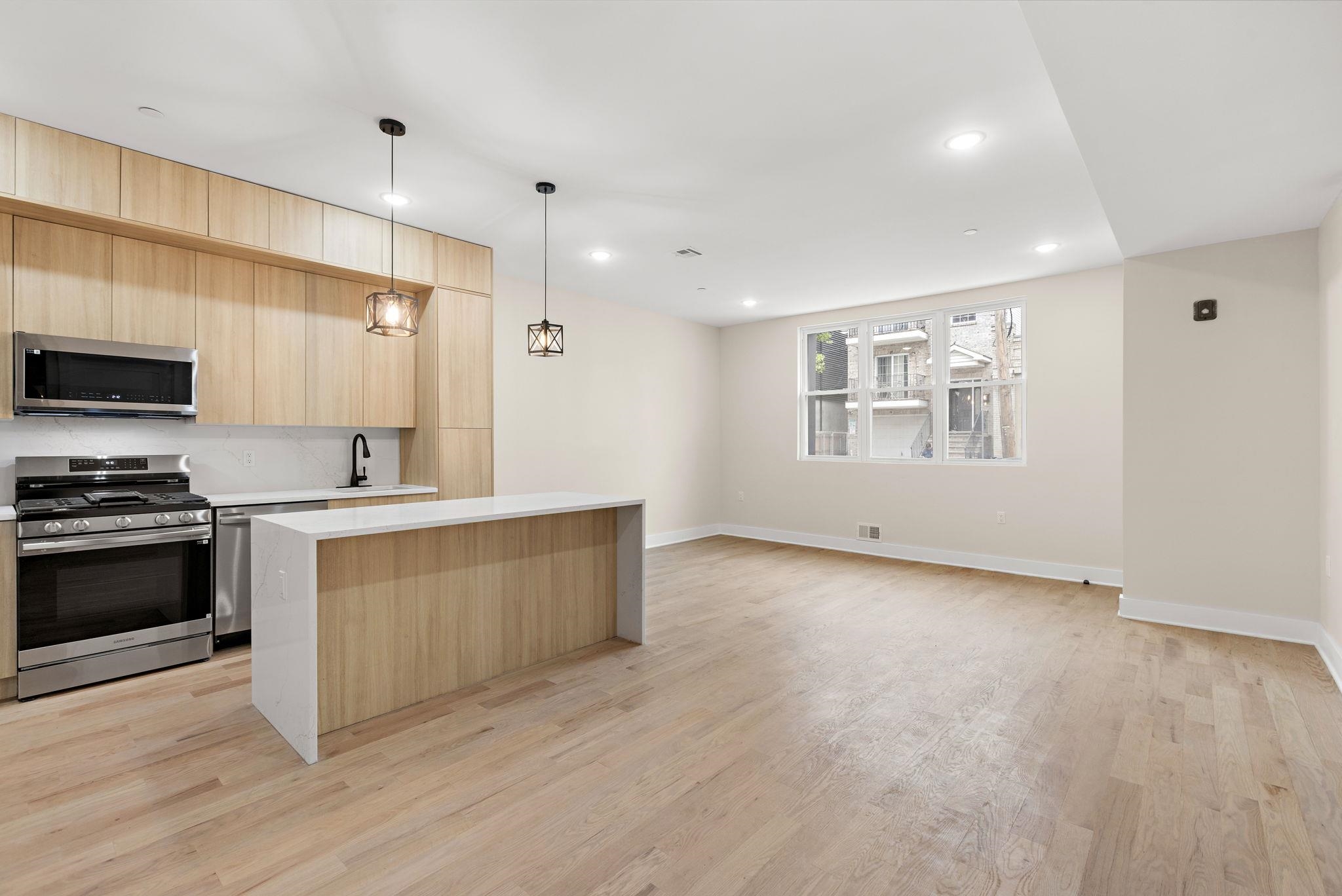 161A NEW YORK AVE - Photo 3