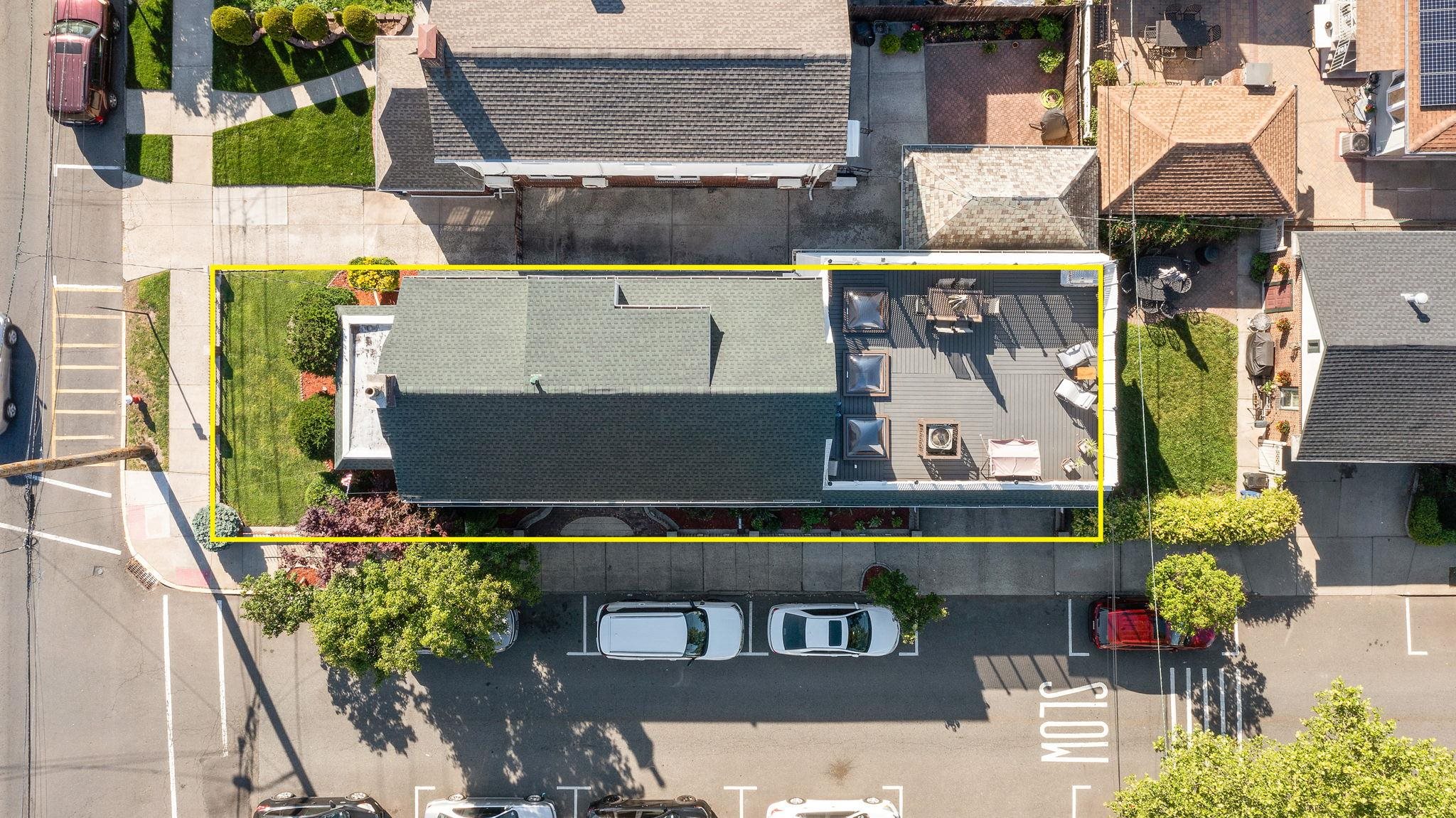900 79TH ST - Photo 5