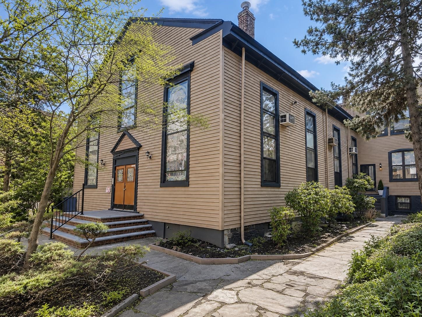 237 5TH ST - Photo 1