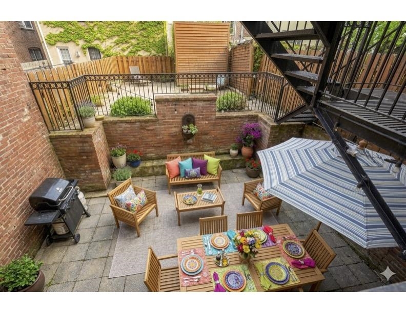 531 GARDEN ST - Photo 2