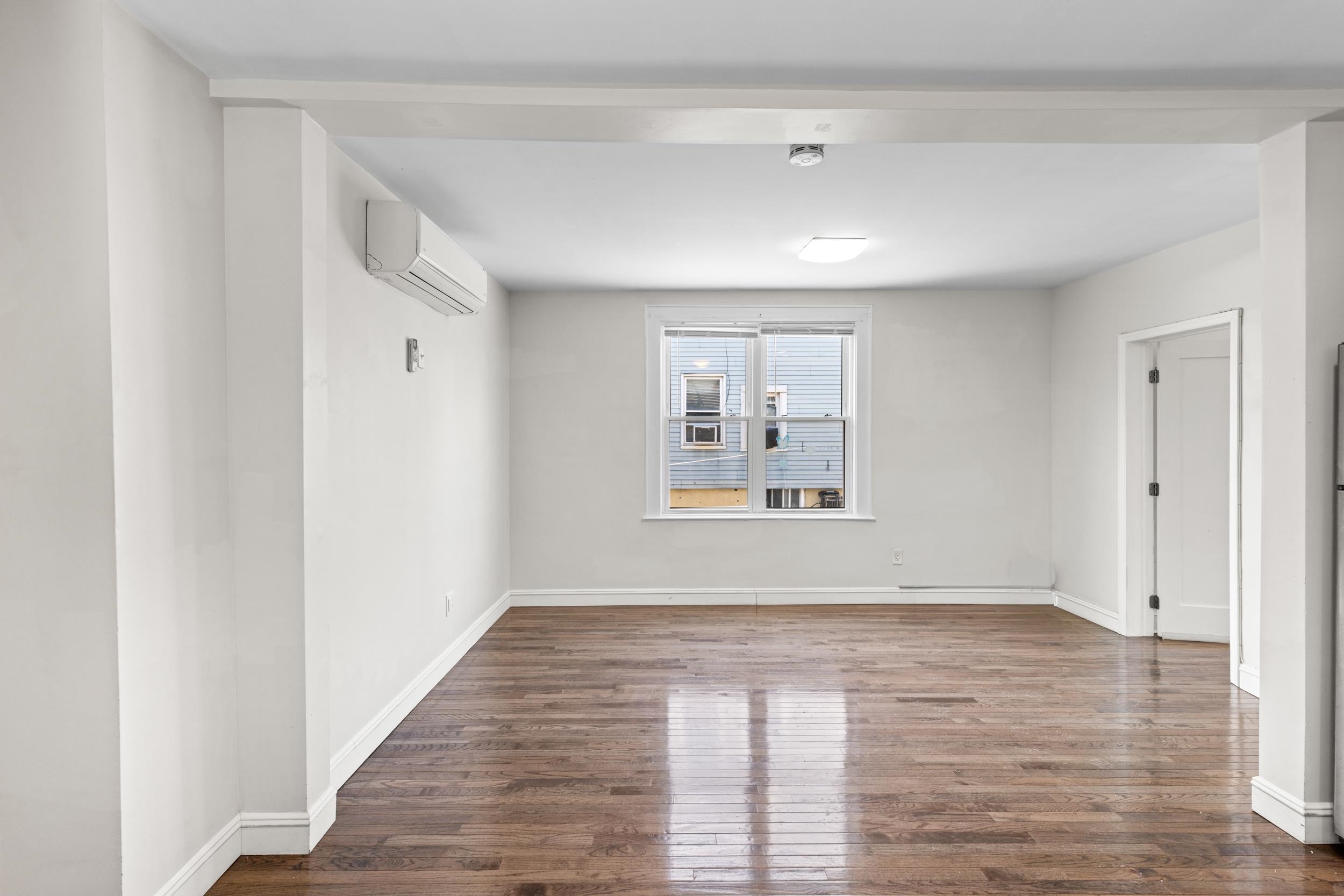 27 LINCOLN ST - Photo 5