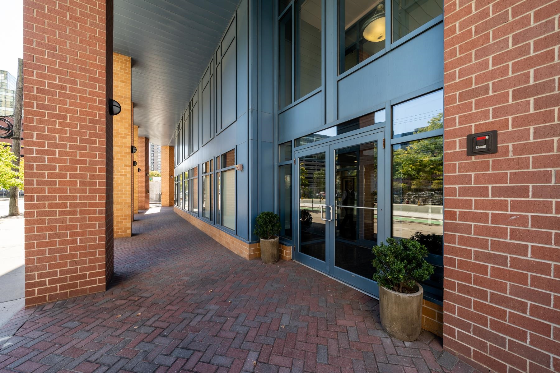 311 WASHINGTON ST - Photo 2