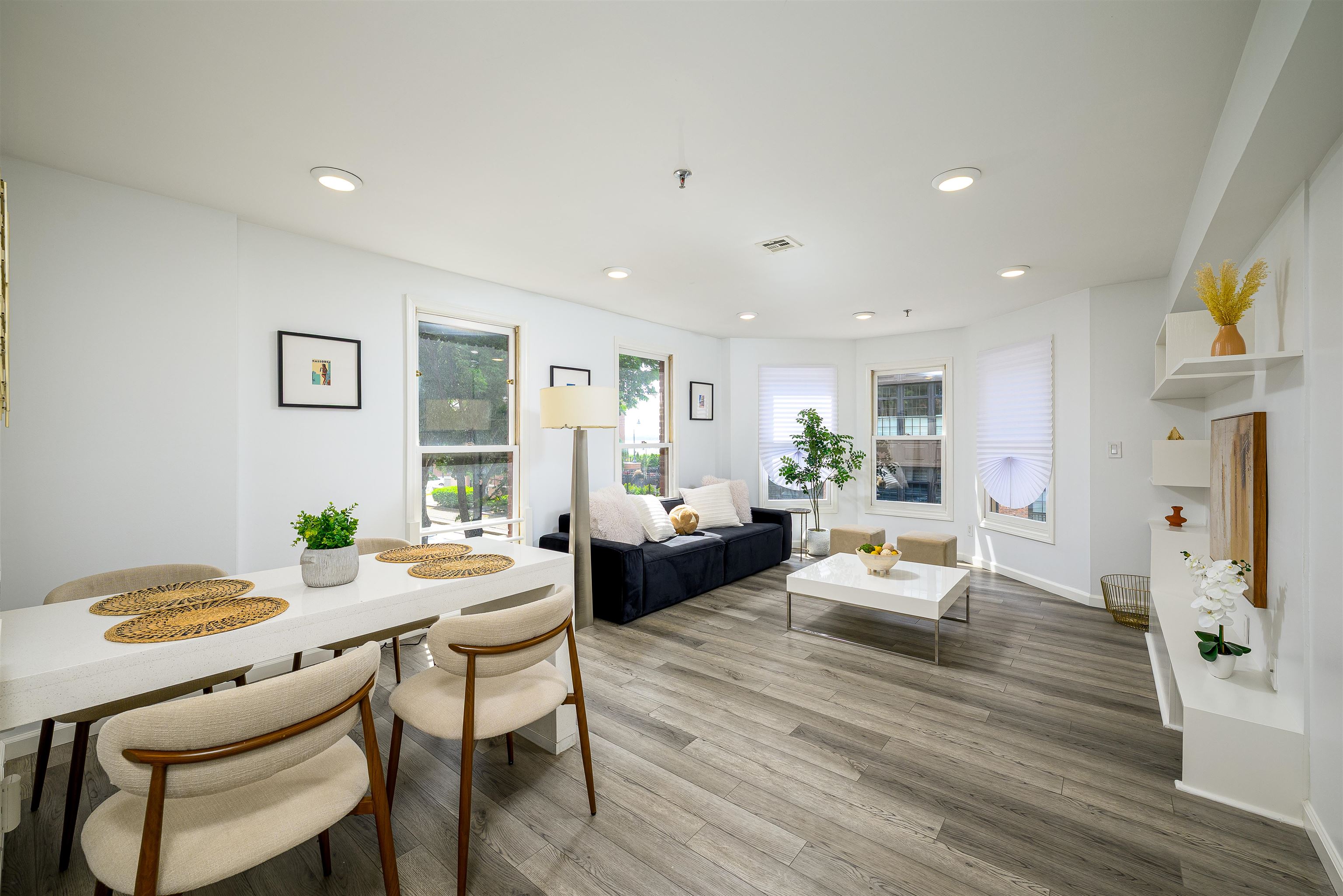 180 WASHINGTON ST - Photo 3