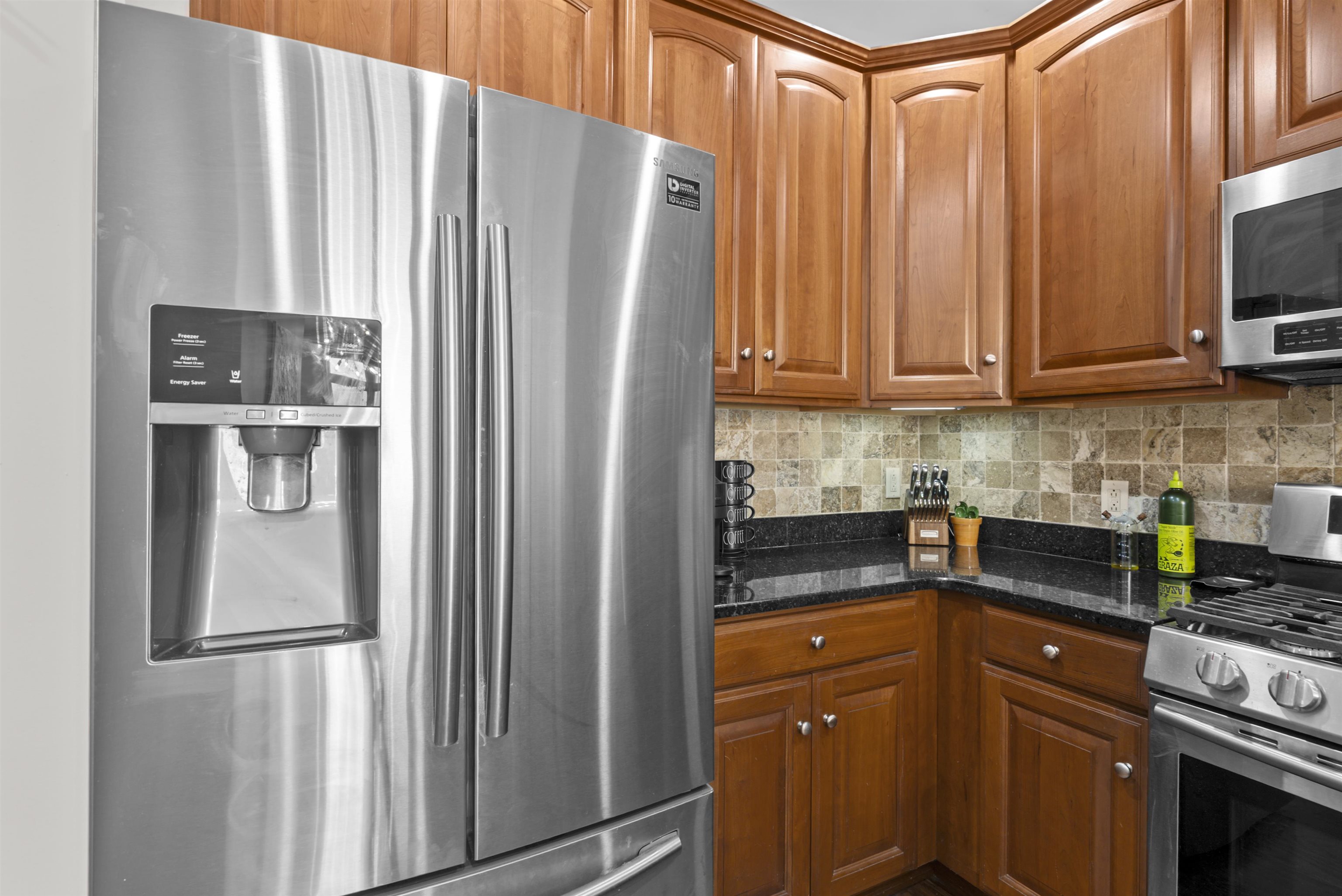 7400 RIVER RD - Photo 4