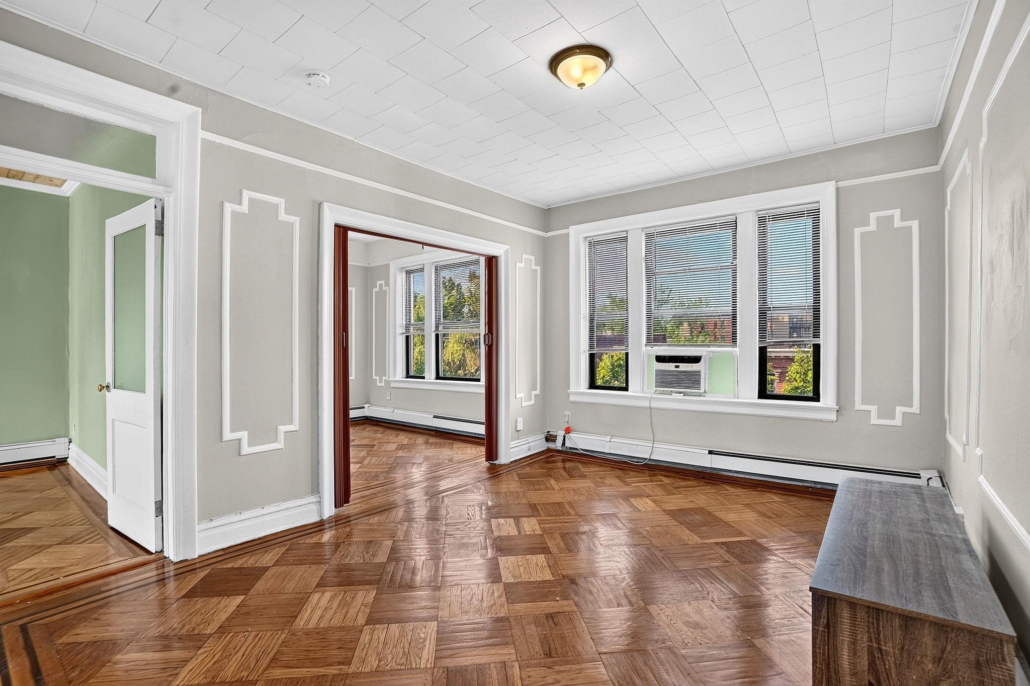 247 MONTGOMERY ST - Photo 4