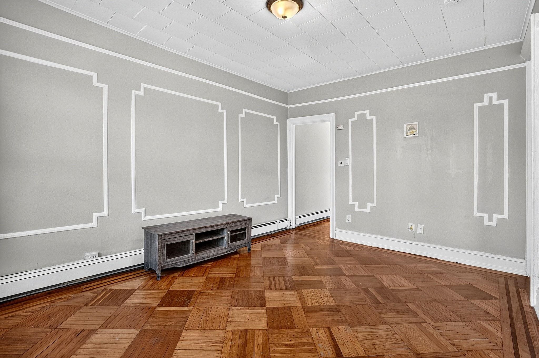 247 MONTGOMERY ST - Photo 5