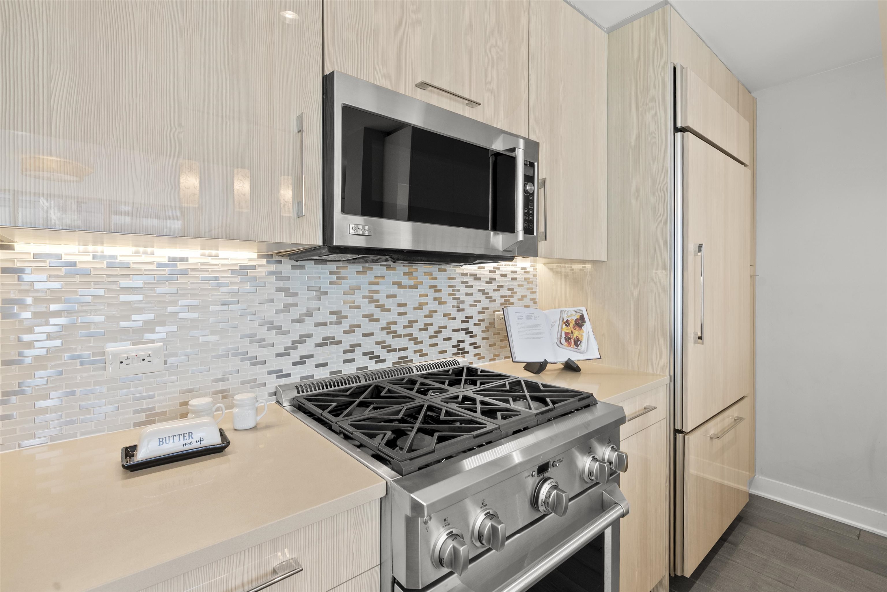 1200 AVENUE AT PORT IMPERIAL - Photo 3