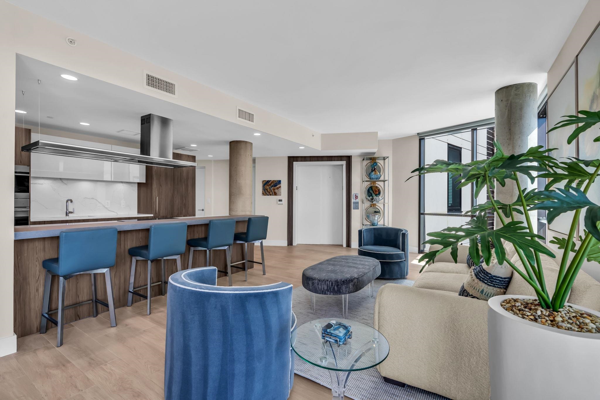 350 OCEAN AVE - Photo 2
