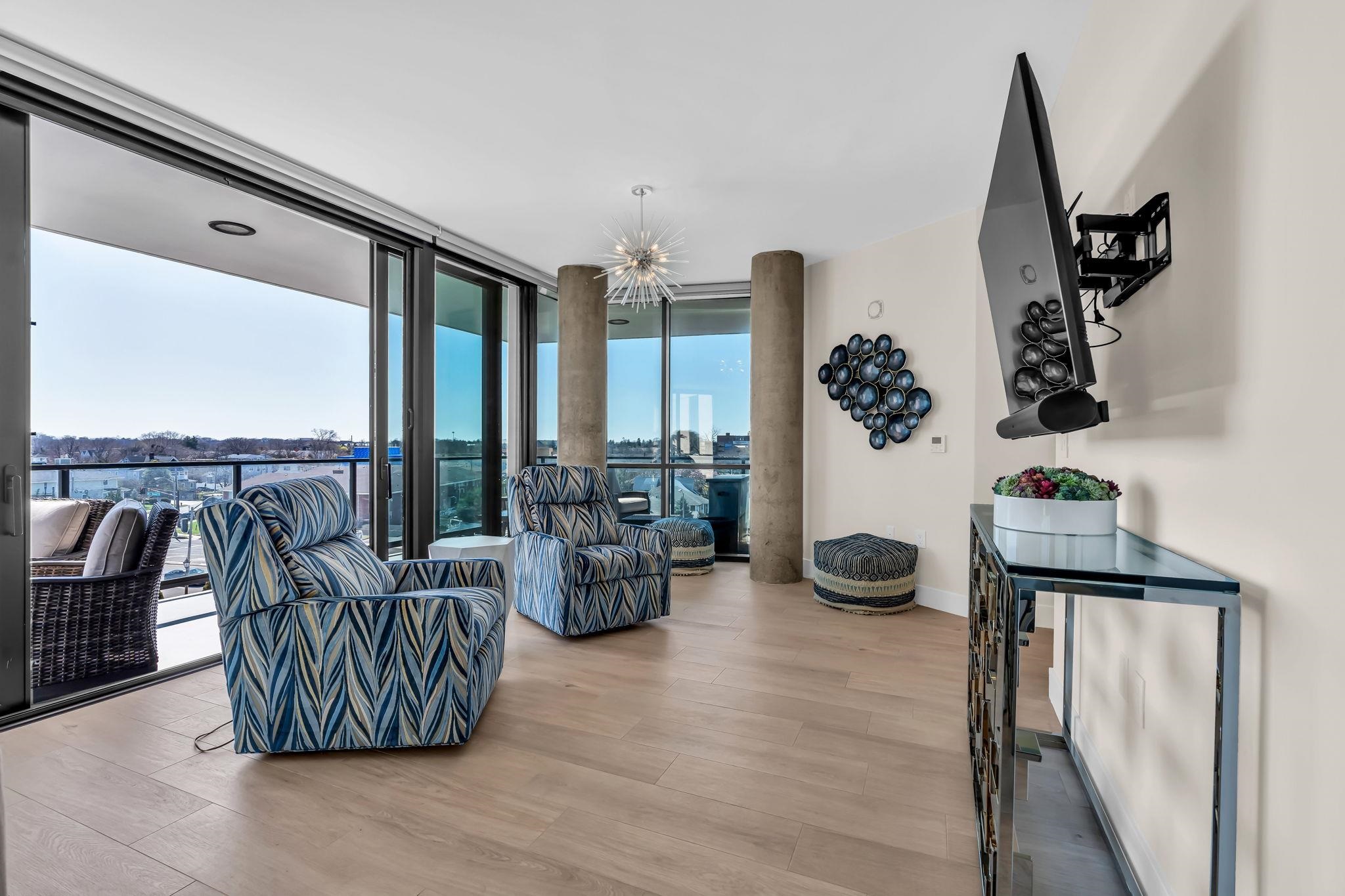 350 OCEAN AVE - Photo 4