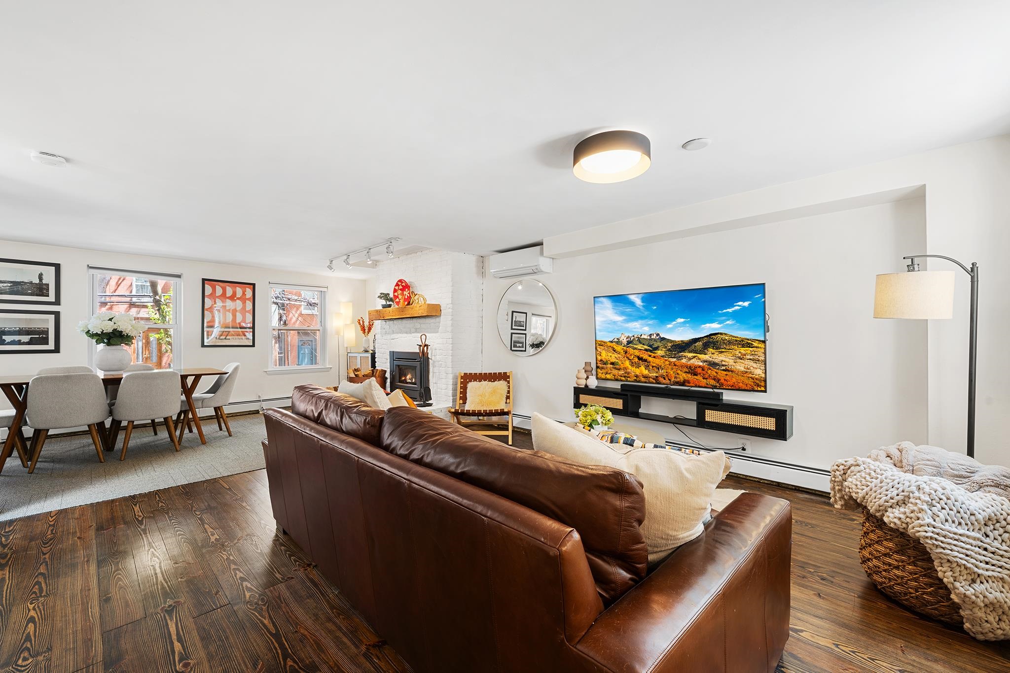 235 7TH ST - Photo 4