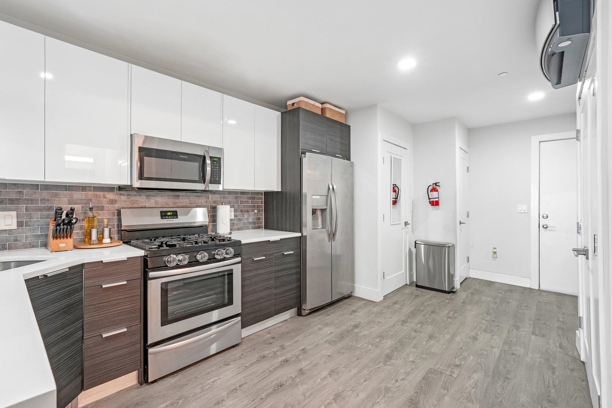 62 69TH ST - Photo 4