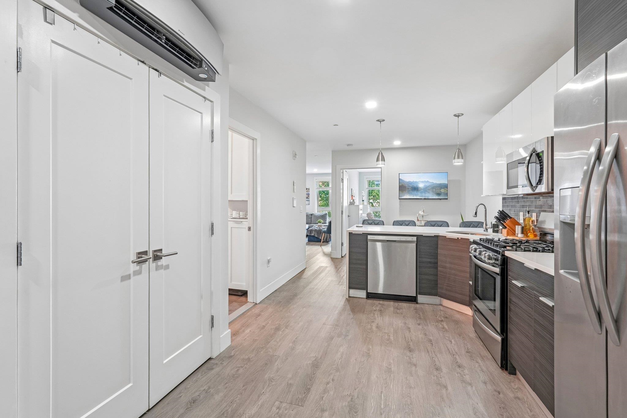 62 69TH ST - Photo 5