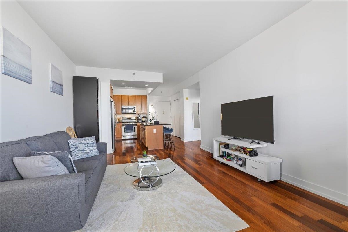 389 WASHINGTON ST - Photo 2