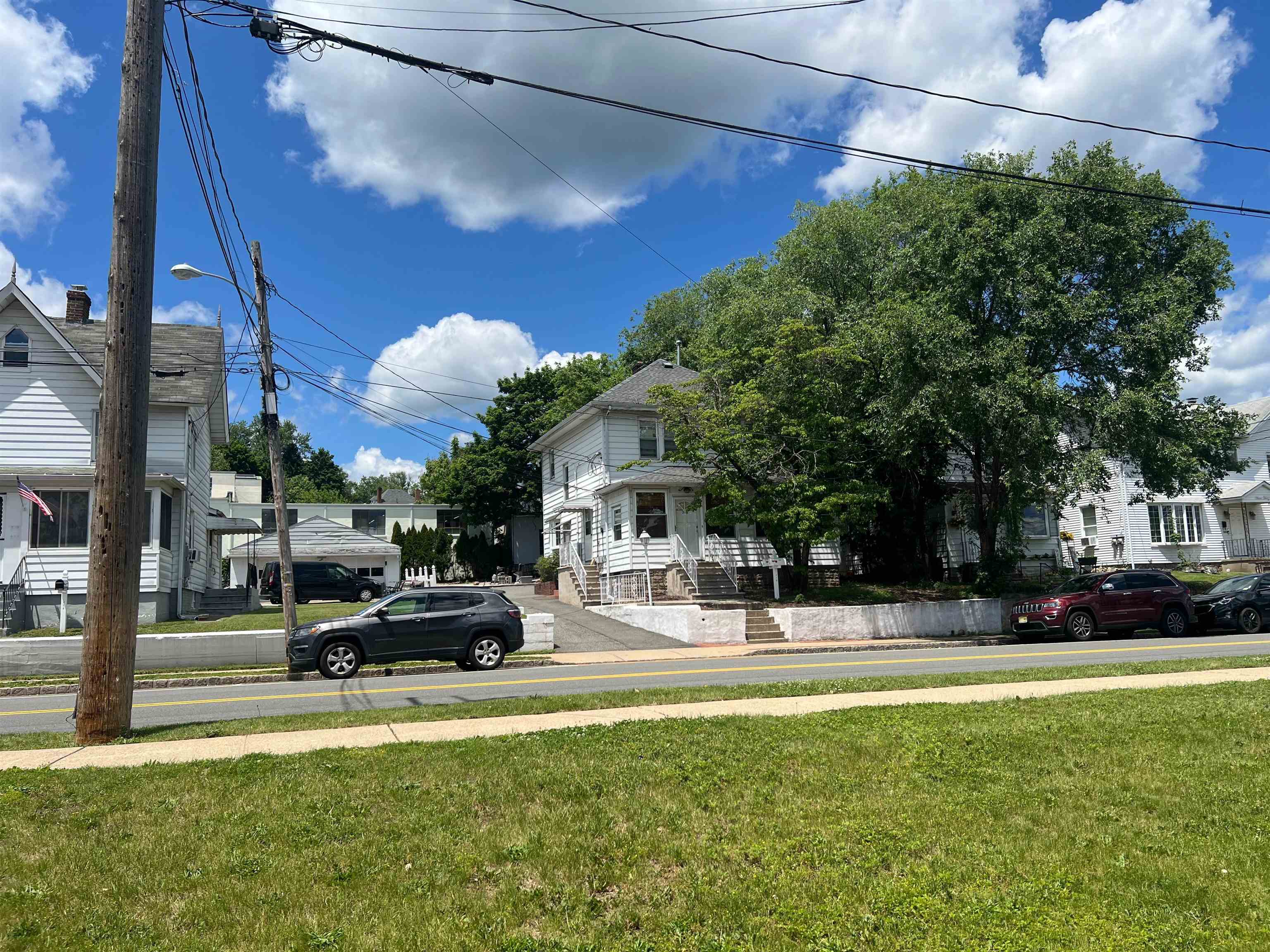 316 DIVISION ST - Photo 2