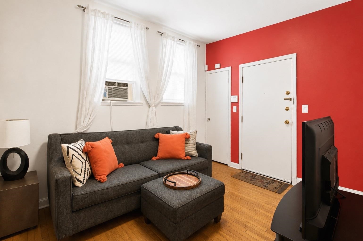 111 MALLORY AVE - Photo 4