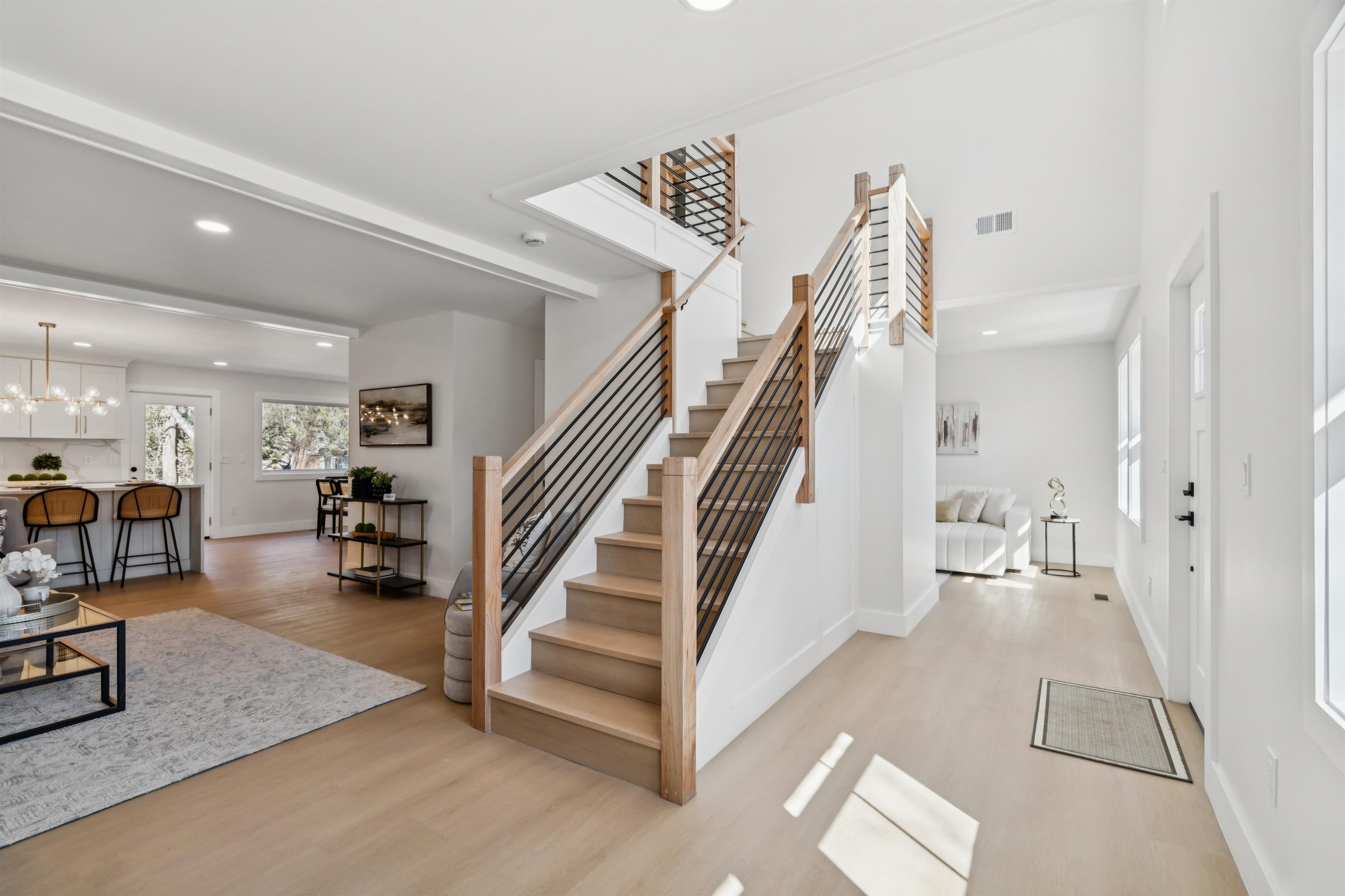 662 SUMMIT RD - Photo 2