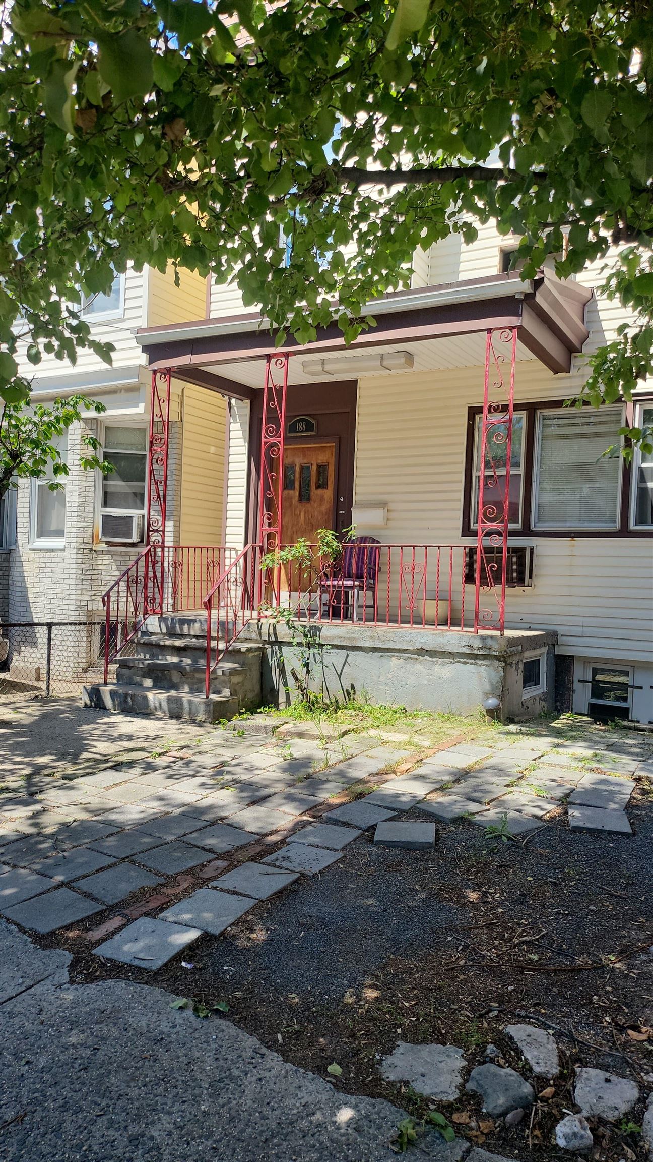 188 NORTH ST - Photo 2