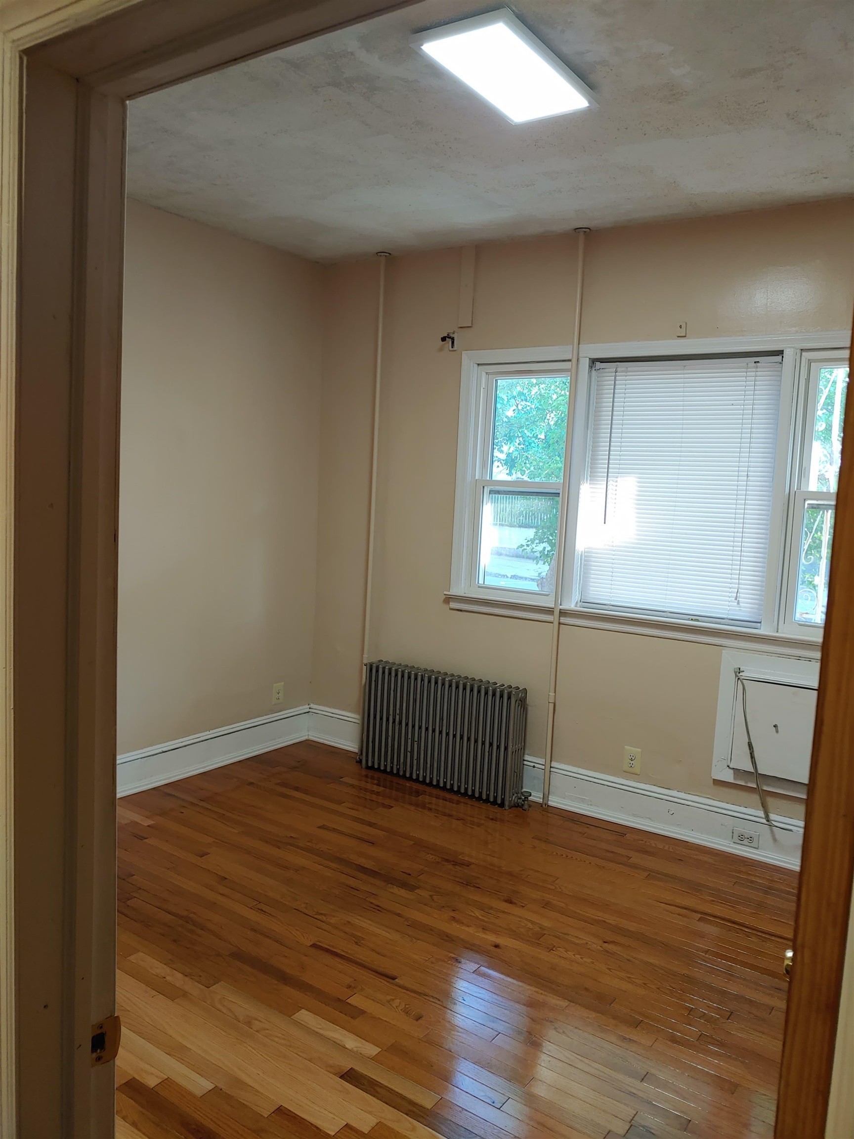 188 NORTH ST - Photo 4