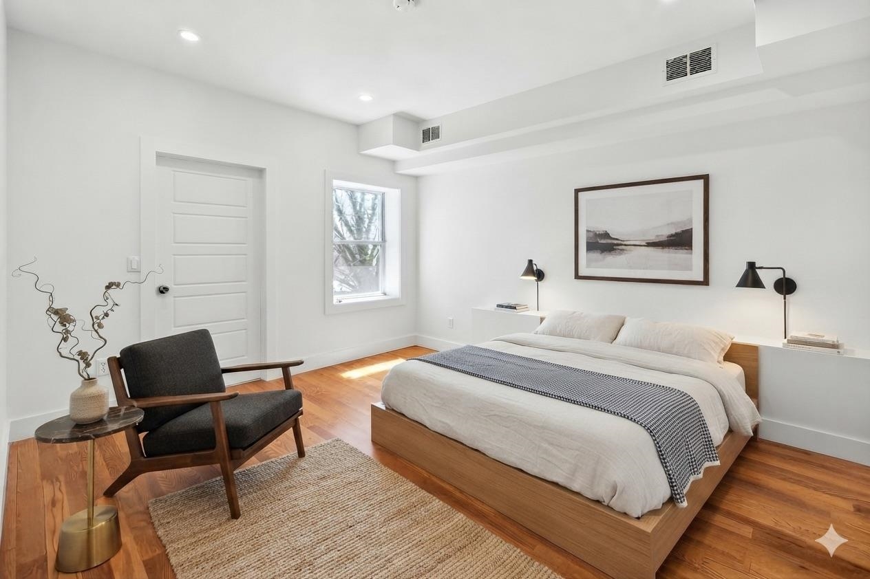 141 BEACH ST - Photo 3