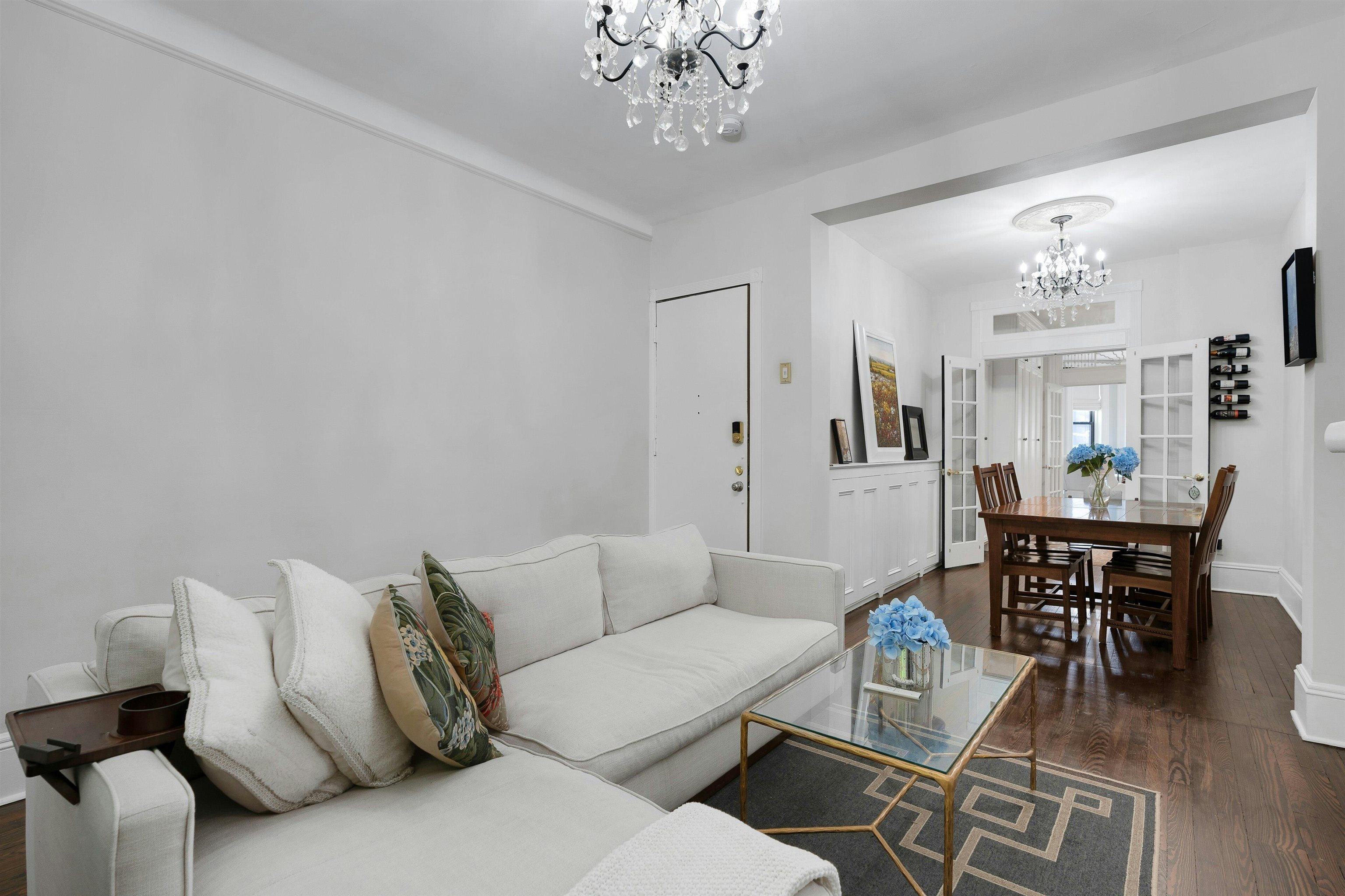 1112 PARK AVE - Photo 4